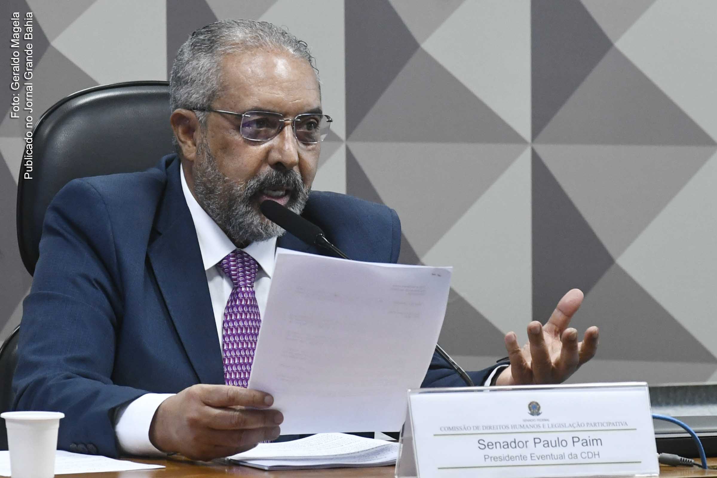 Em pronunciamento, senador Paulo Paim condenou redução do orçamento do Governo Bolsonaro no ensino técnico-profissionalizante.