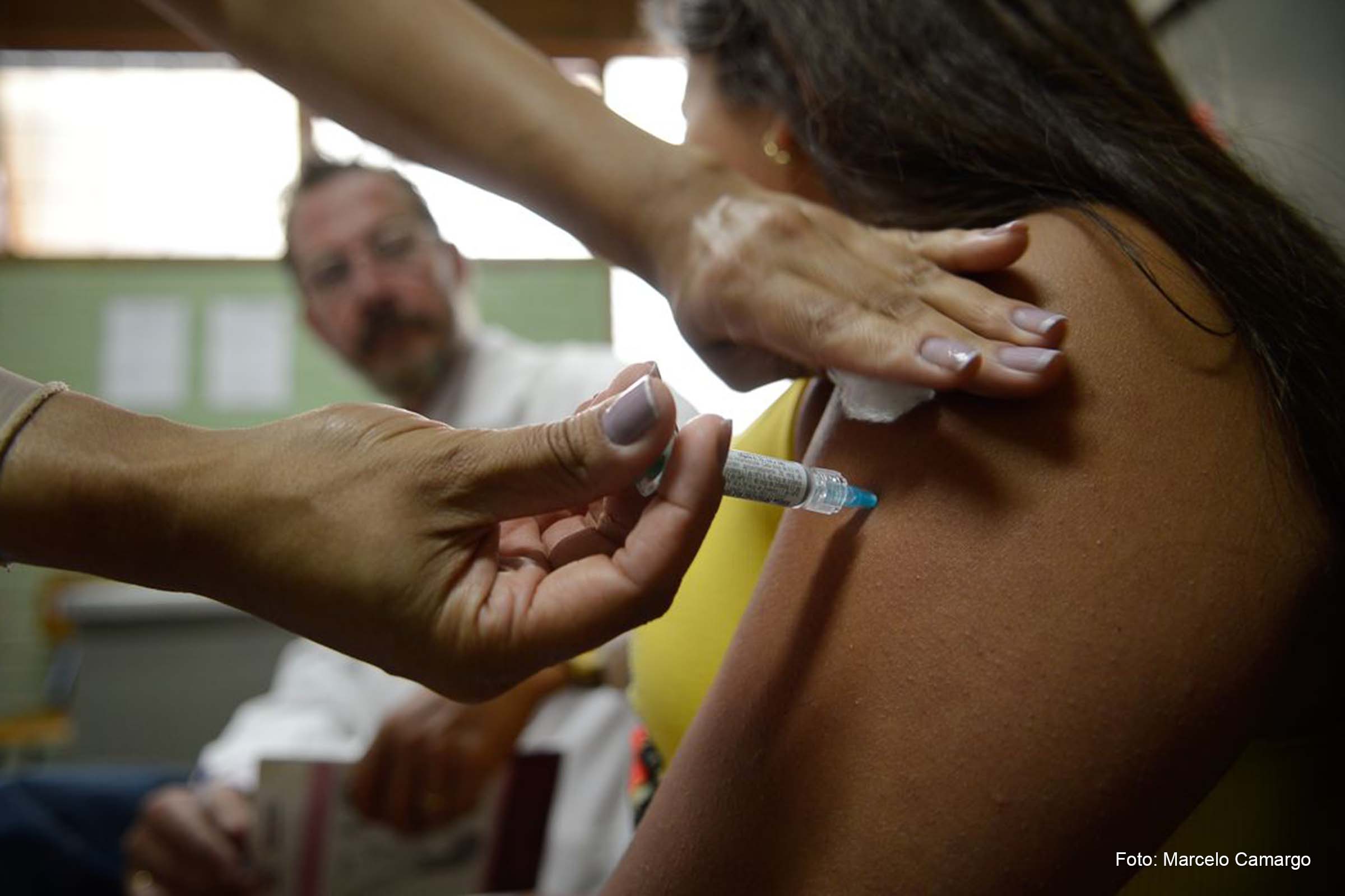 Exame serve para a detecção precoce do câncer de colo de útero.