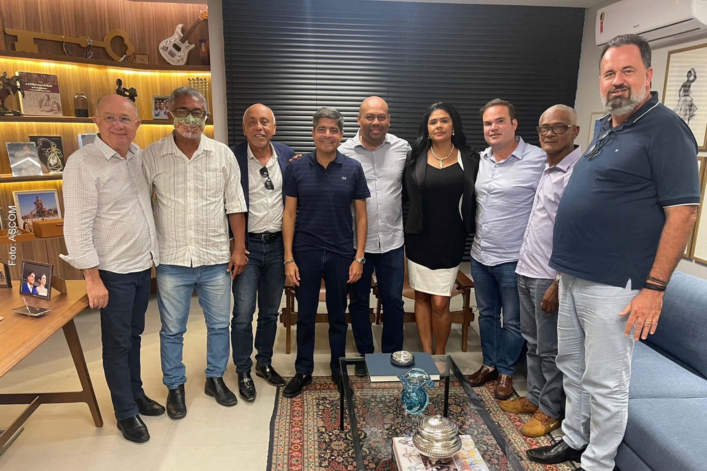 Comitiva esteve no gabinete de ACM Neto, em Salvador, e foi recebida também pelo ex-prefeito de Feira de Santana, José Ronaldo de Carvalho, e o pré-candidato a senador Cacá Leão.