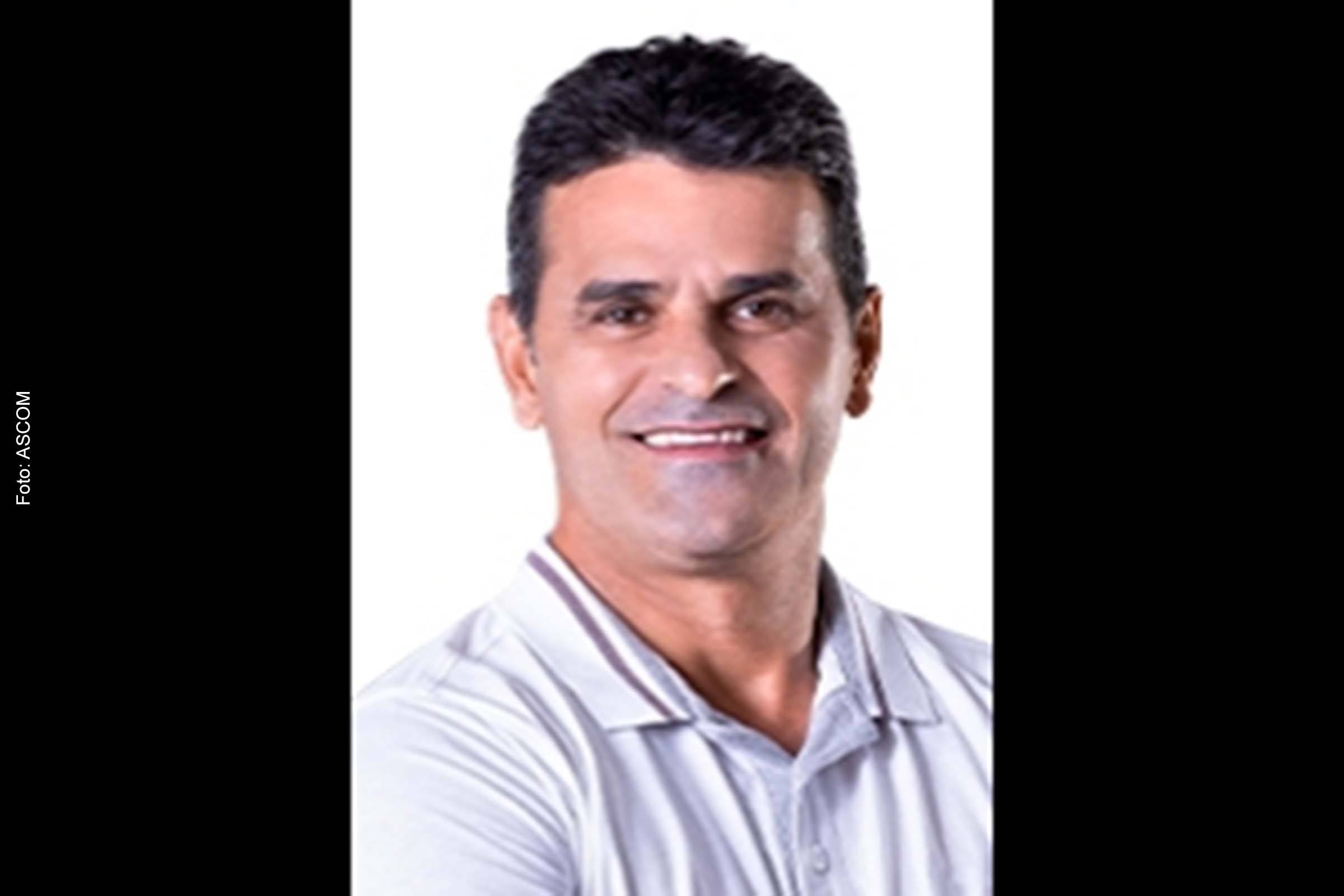 Alivanaldo Martins dos Santos foi punido em razão da prática de nepotismo nos exercícios de 2017 a 2019.