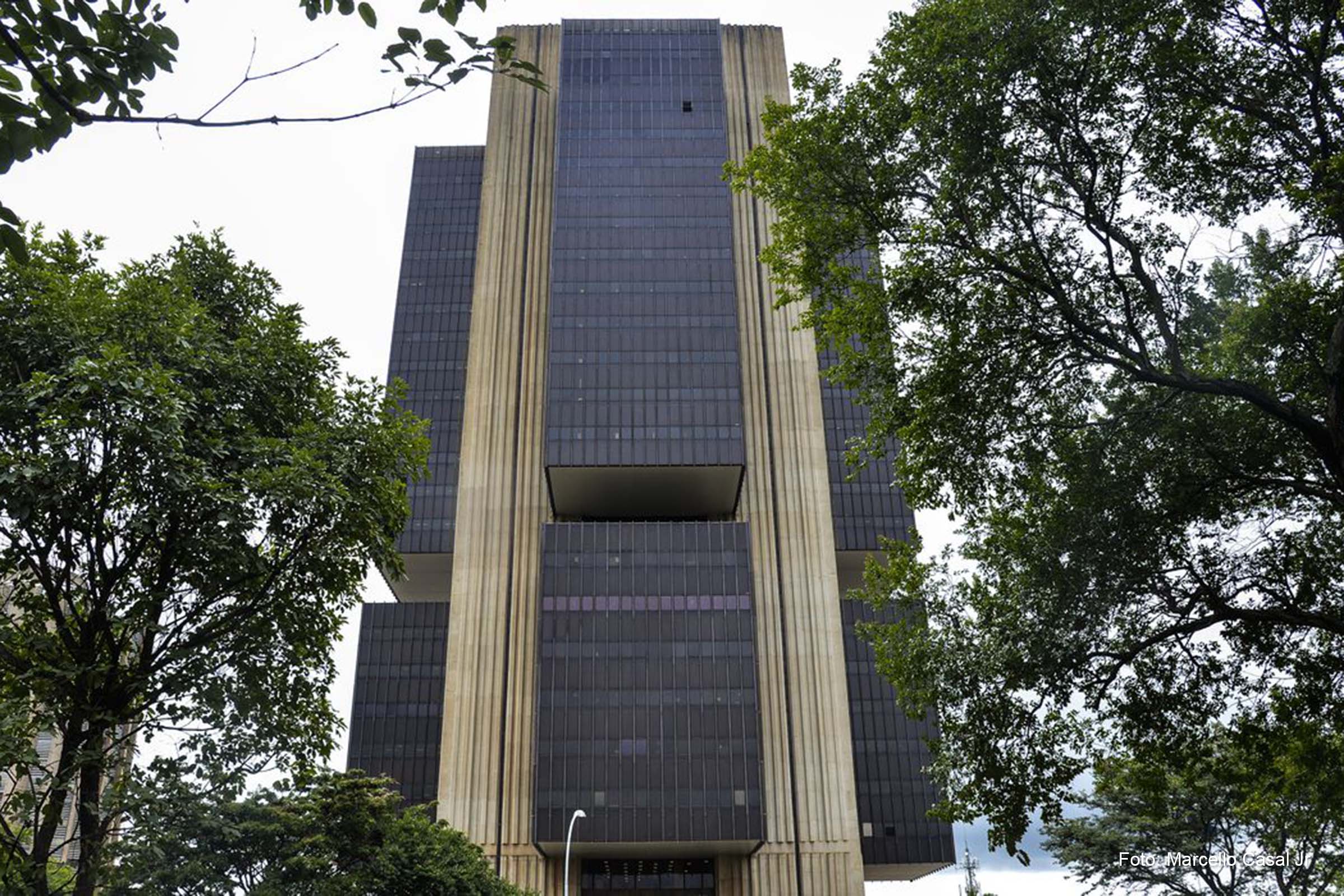 Resultado é decorrente de déficit no Governo Central e das empresas estatais, na ordem de R$ 40 bilhões e R$ 307 milhões, respectivamente.