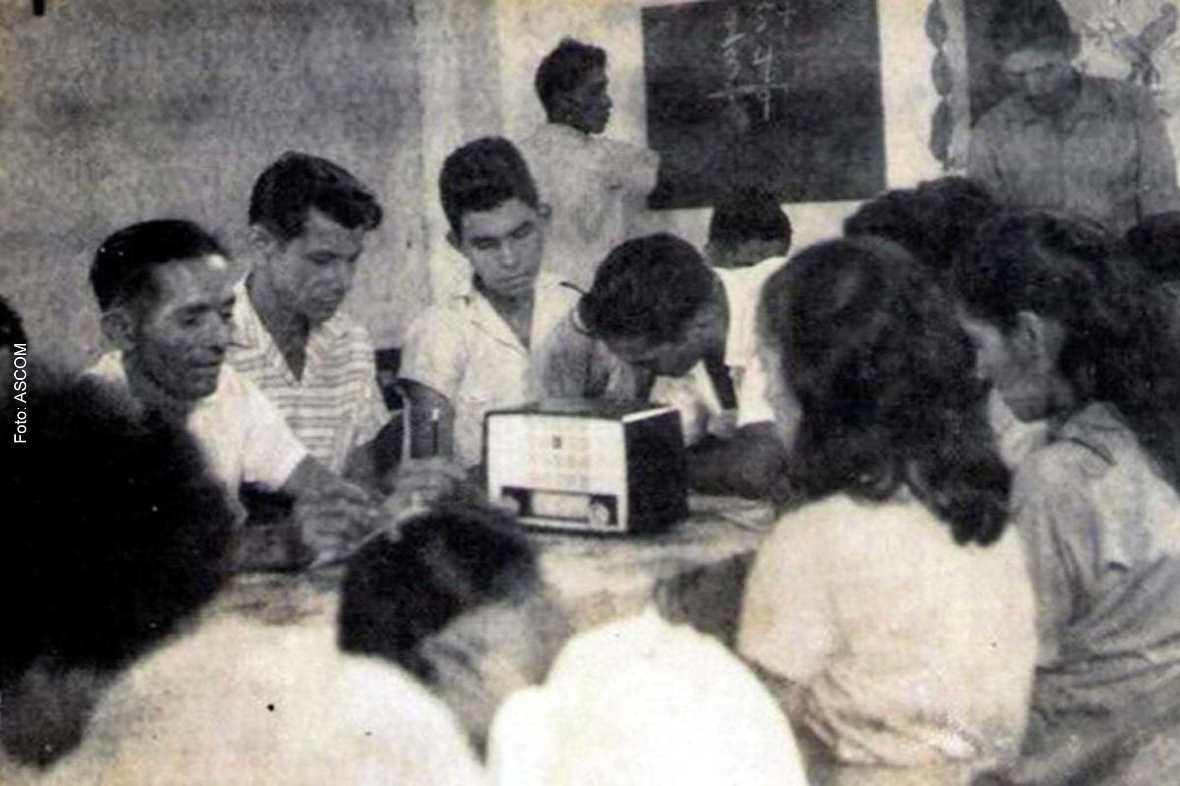 Desde o começo, o rádio no Brasil tem a educação como pilar fundamental.