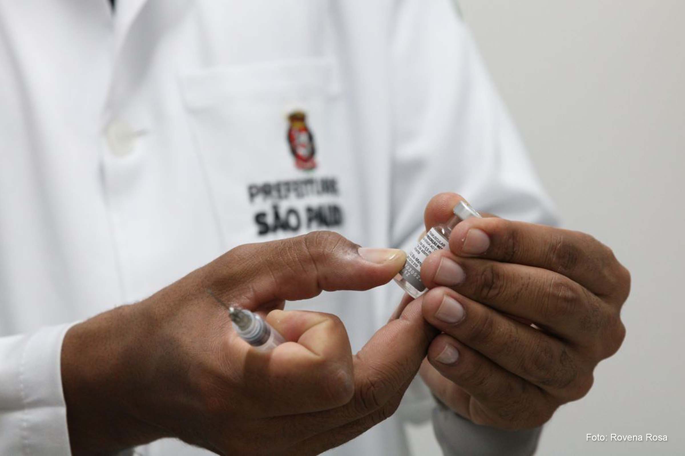 Estado de São Paulo tem o maior número de casos acumulados, com 5,8 milhões de infectados e 172,2 mil óbitos.