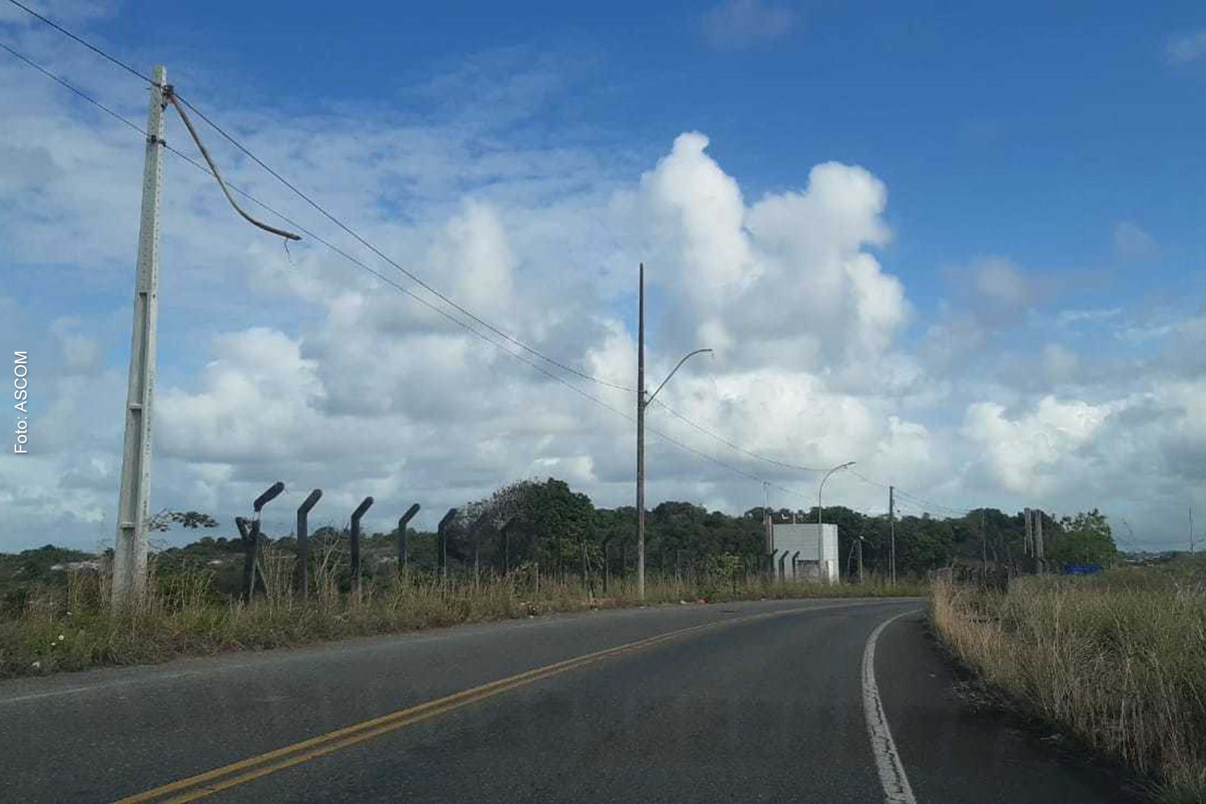Registro mais recente aconteceu no terminal de carga do Aeroporto de Salvador, onde criminosos promoveram o furto de luminárias e cabos, além da destruição de postes.