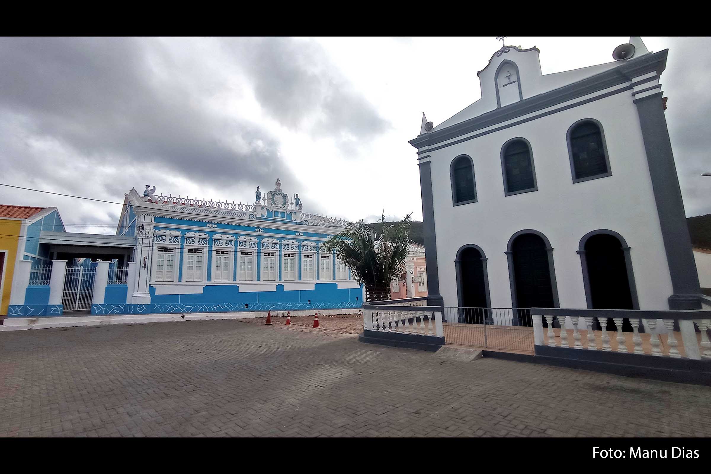 Governo Rui Costa autoriza construção de nova sede do Colégio Estadual Professora Nilde Maria Monteiro Xavier, pavimentação da Rodovia BA-849 no acesso ao Vale do Capão e assina ordem de serviço para pavimentação de vias e construções de sistemas de abastecimento de água, no município de Palmeiras.