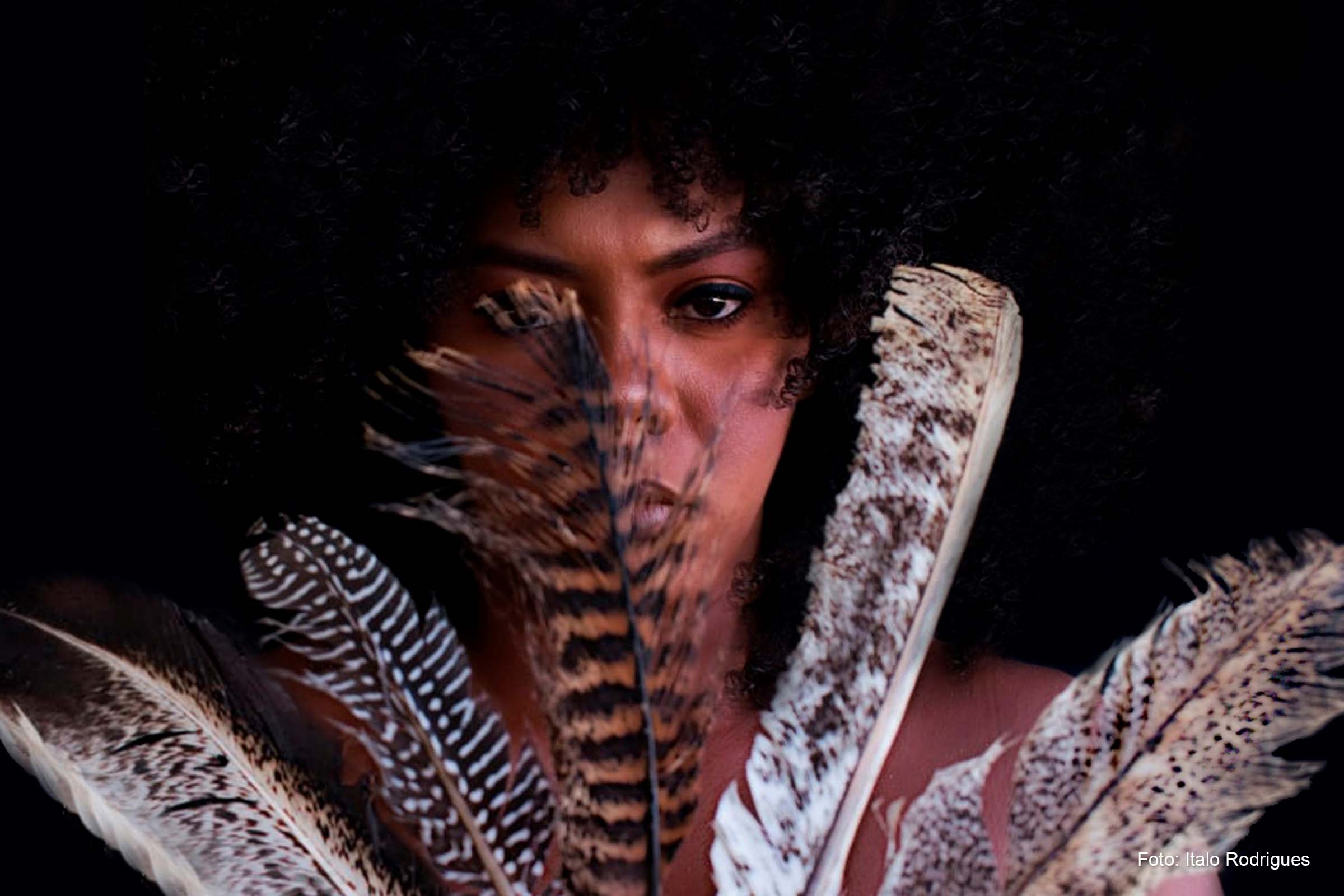 ‘Cantos e Rezas’ é o nome do EP da cantora Irma Ferreira, que será promovido pelo Selo Educadora Independente.