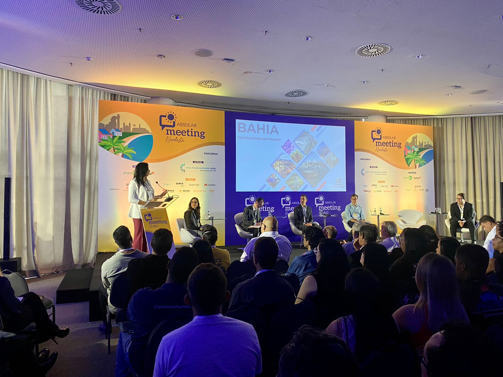 Terceira maior fonte brasileira, energia solar fotovoltaica é debatida no Absolar Meeting Nordeste.