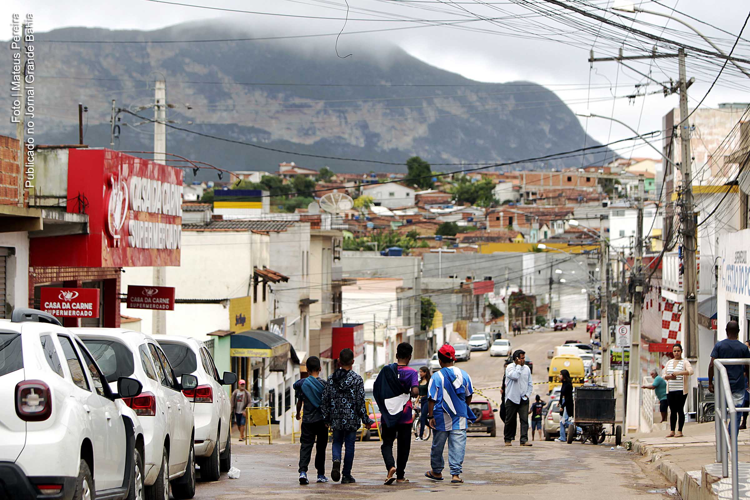 Governador Rui Costa autoriza obras e assina ordens de serviços para o município de Ibicoara, na Chapada Diamantina.