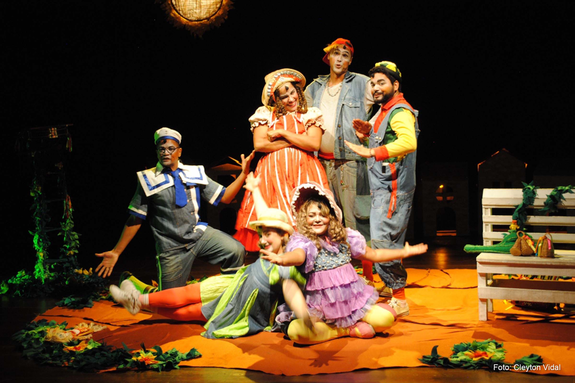 ‘A Peleja de Maria Bonitinha’, da Cia. Cuca de Teatro, é o espetáculo convidado de agosto de 2022.