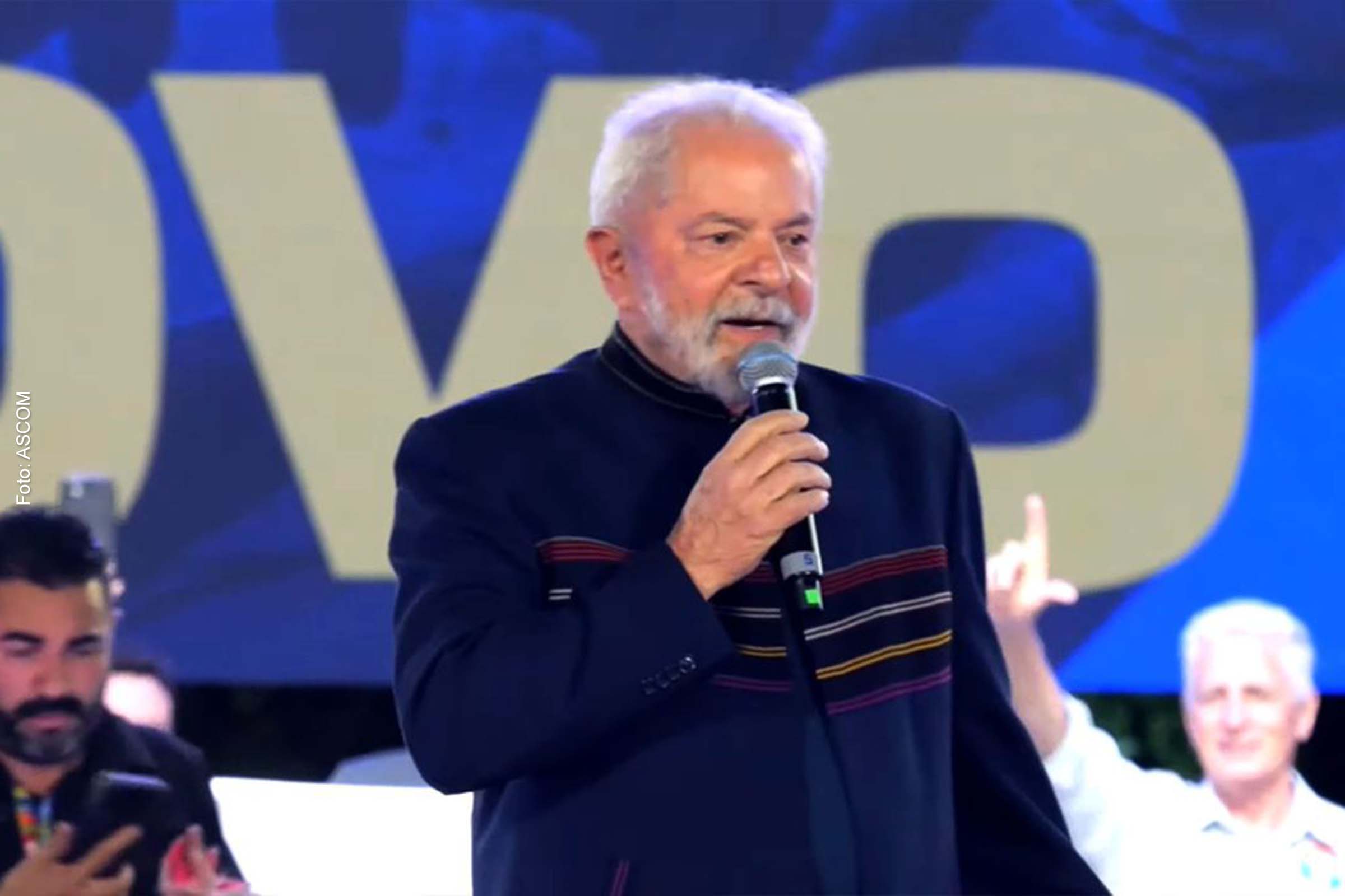 Ex-presidente Lula, que tenta voltar ao Palácio do Planalto após 12 anos, também afastou qualquer possibilidade de privatizar bancos públicos, os Correios e a Petrobras.