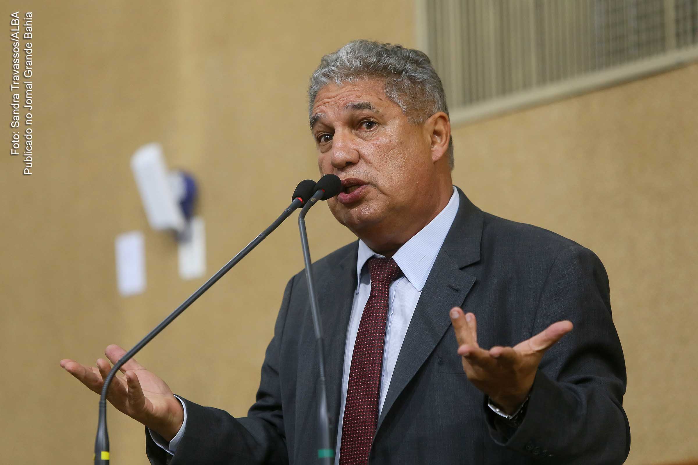 Deputado estadual Rosemberg Pinto (PT), líder do Governo Rui Costa na Alba.