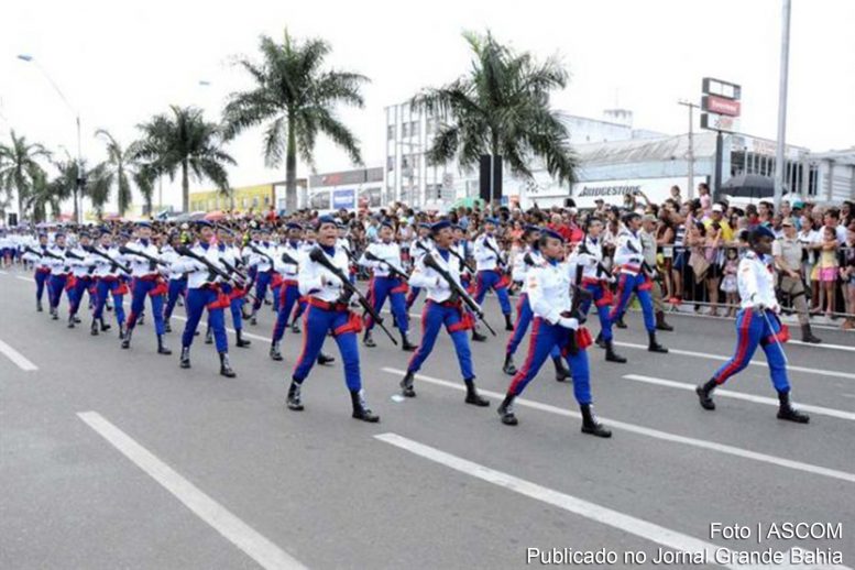 Estudantes do Colégio Militar Diva Portela participam do Desfile Cívico de 7 de Setembro em Feira de Santana, na edição 2018.