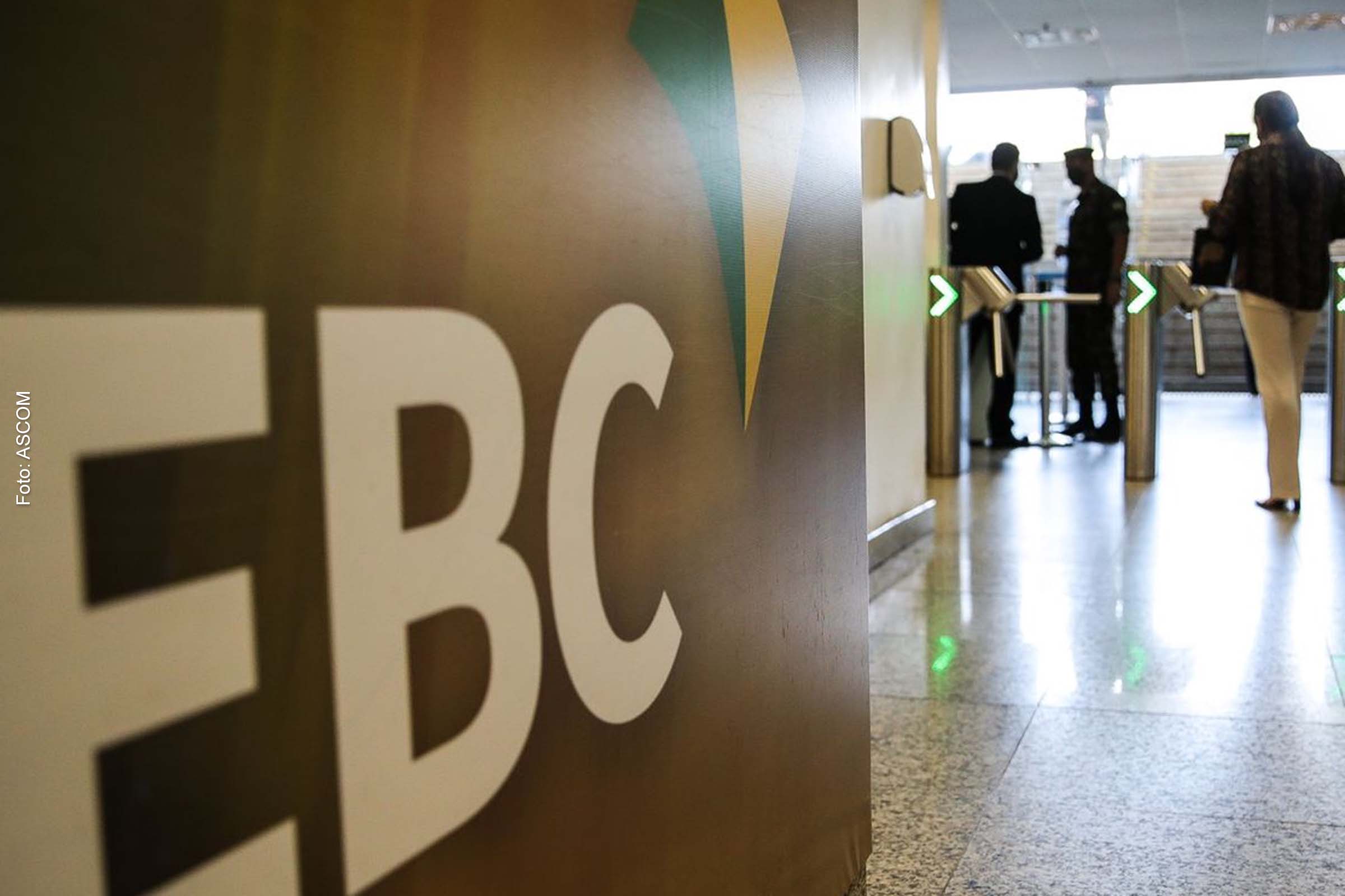 16 jornalistas, sendo 11 mulheres, contam situações humilhantes e constrangedoras no dia a dia da empresa.