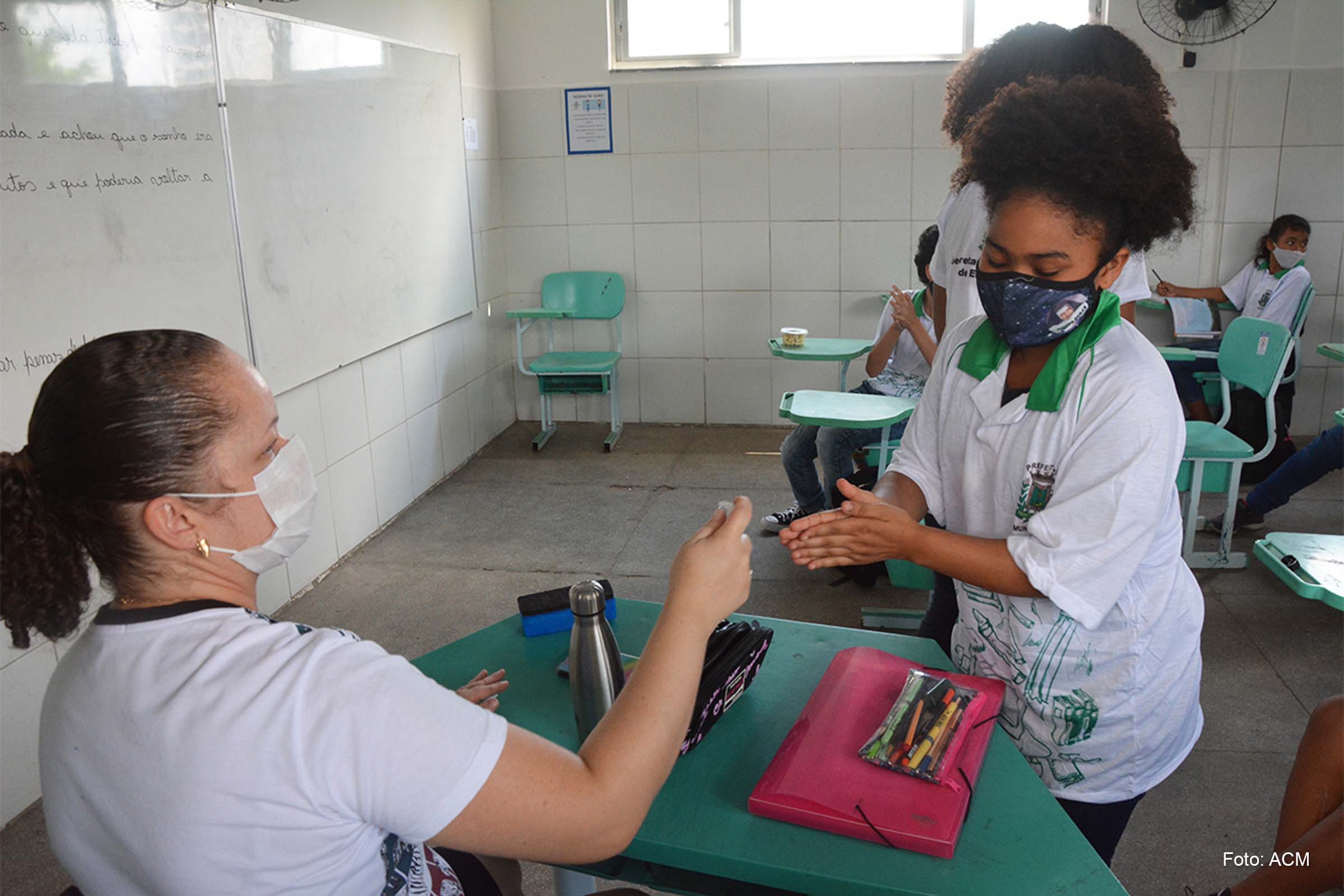 Em 2022, 68 unidades escolares dos anos iniciais do Ensino Fundamental (turmas 1º e 2º ano) foram contempladas com o projeto em Feira de Santana.