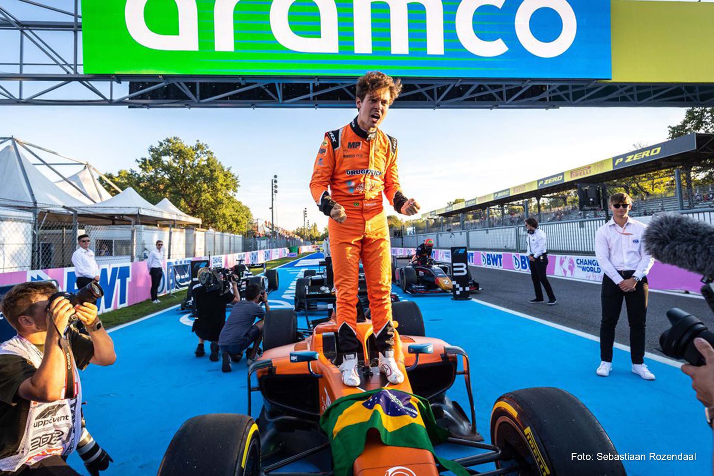 Piloto brasileiro Felipe Drugovich é campeão mundial de Fórmula 2