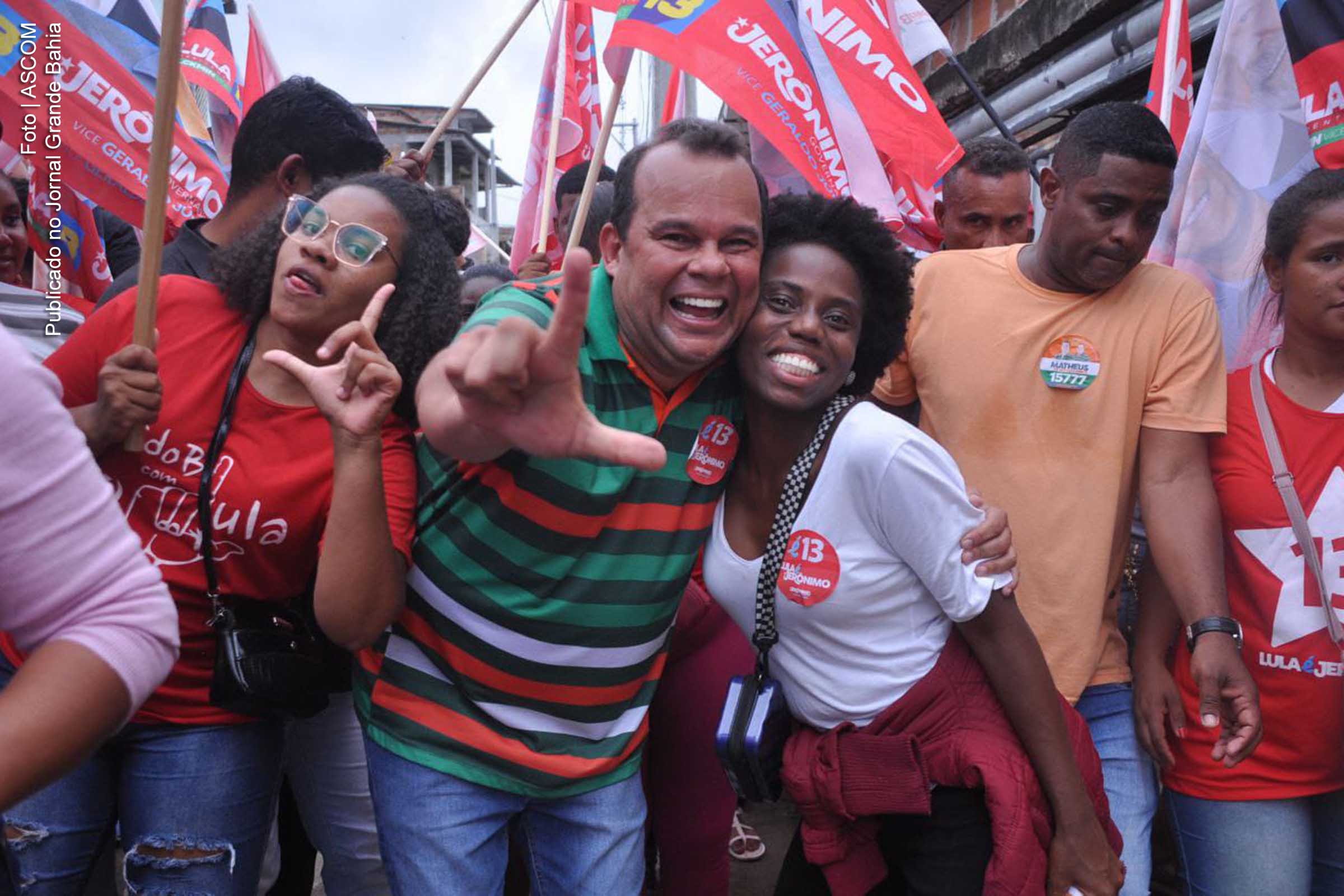 “A campanha do 13 ganhou as ruas da Bahia e de Salvador”, diz Geraldo Júnior (MDB) em ato no Bairro da Paz, em Salvador.