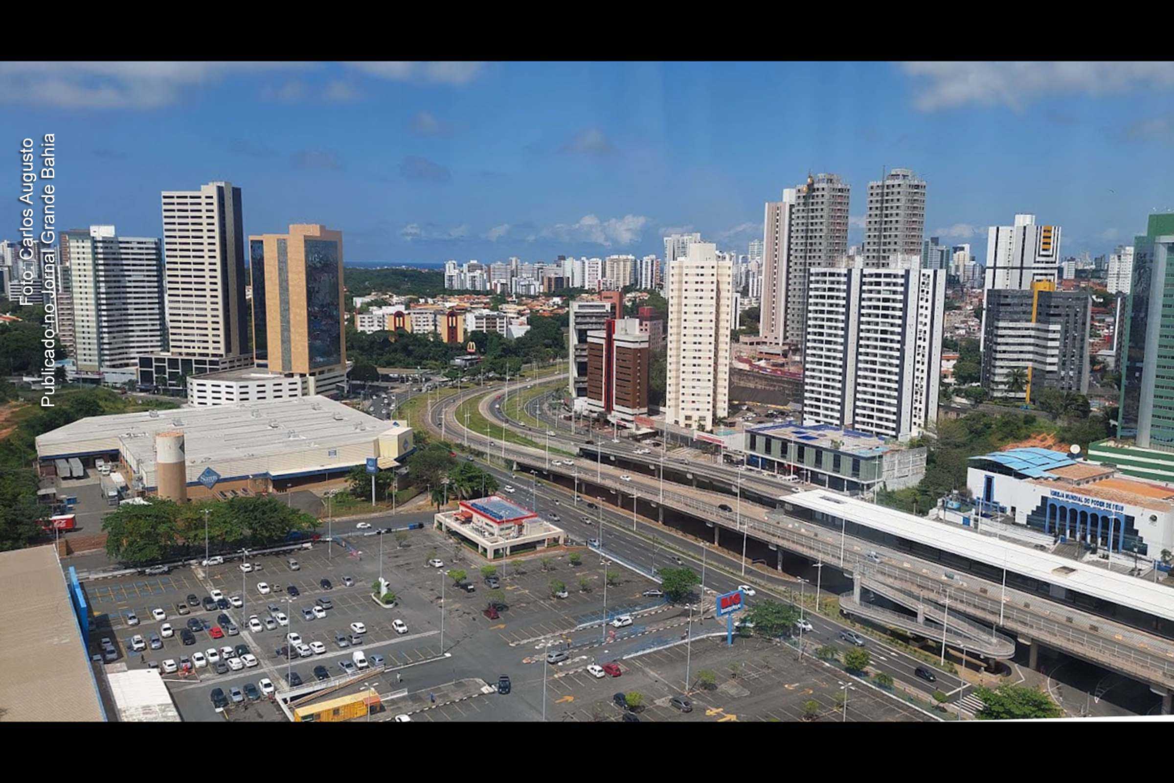 Governos de ACM Neto e Bruno Reis usam multas de trânsito como instrumento arrecadatório da Prefeitura de Salvador. Sinalização é falha e ineficiente.
