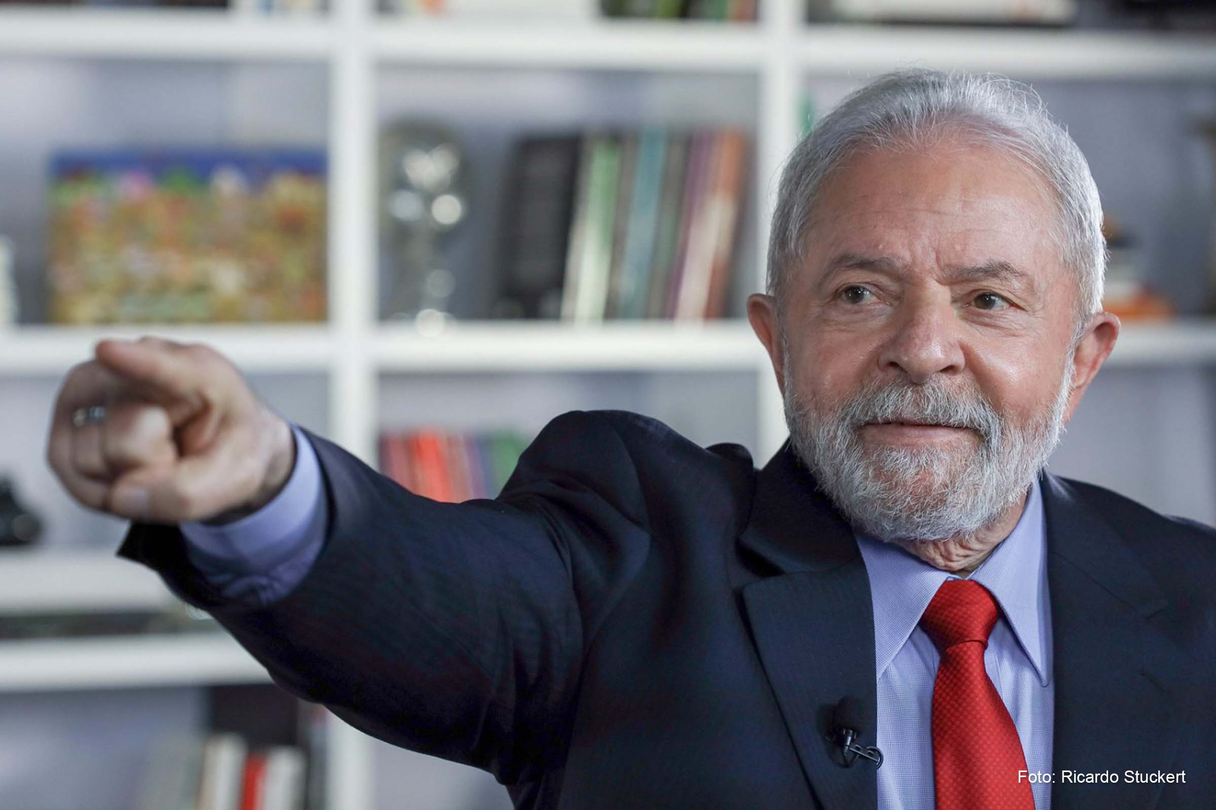 Em mensagem ao Senado pelo 7 de setembro, ex-presidente diz que Bolsonaro despreza mulheres e odeia índios, negros e pobres.