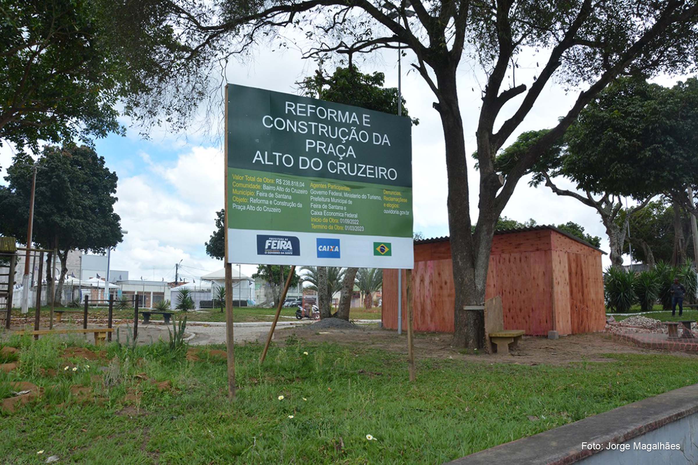 Será construído novo espaço para a prática de atividades físicas, com equipamentos apropriados, bem como a instalação de um pergolado.