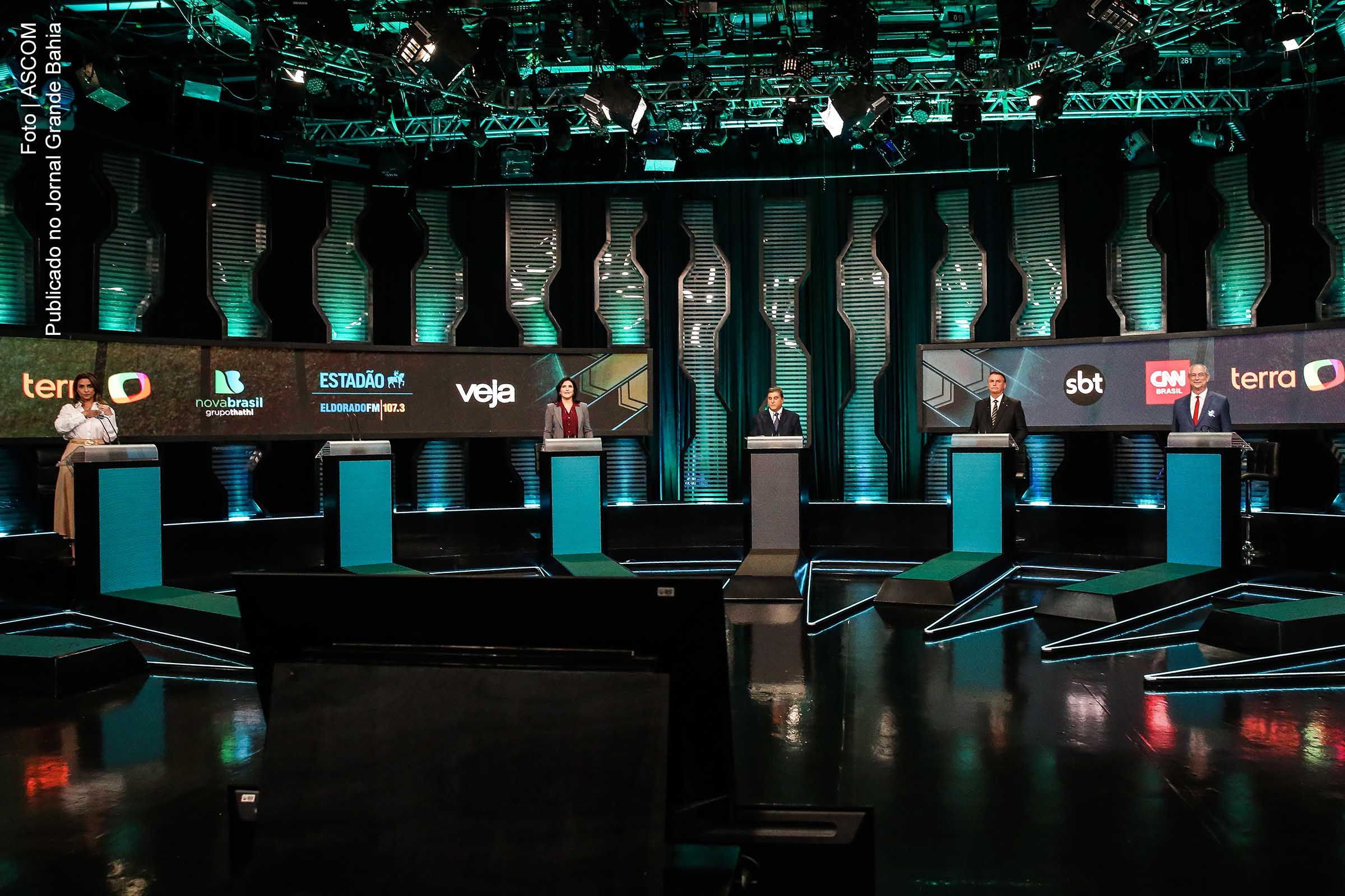 Seis candidatos a presidente da República participam de debate liderado pela SBT.