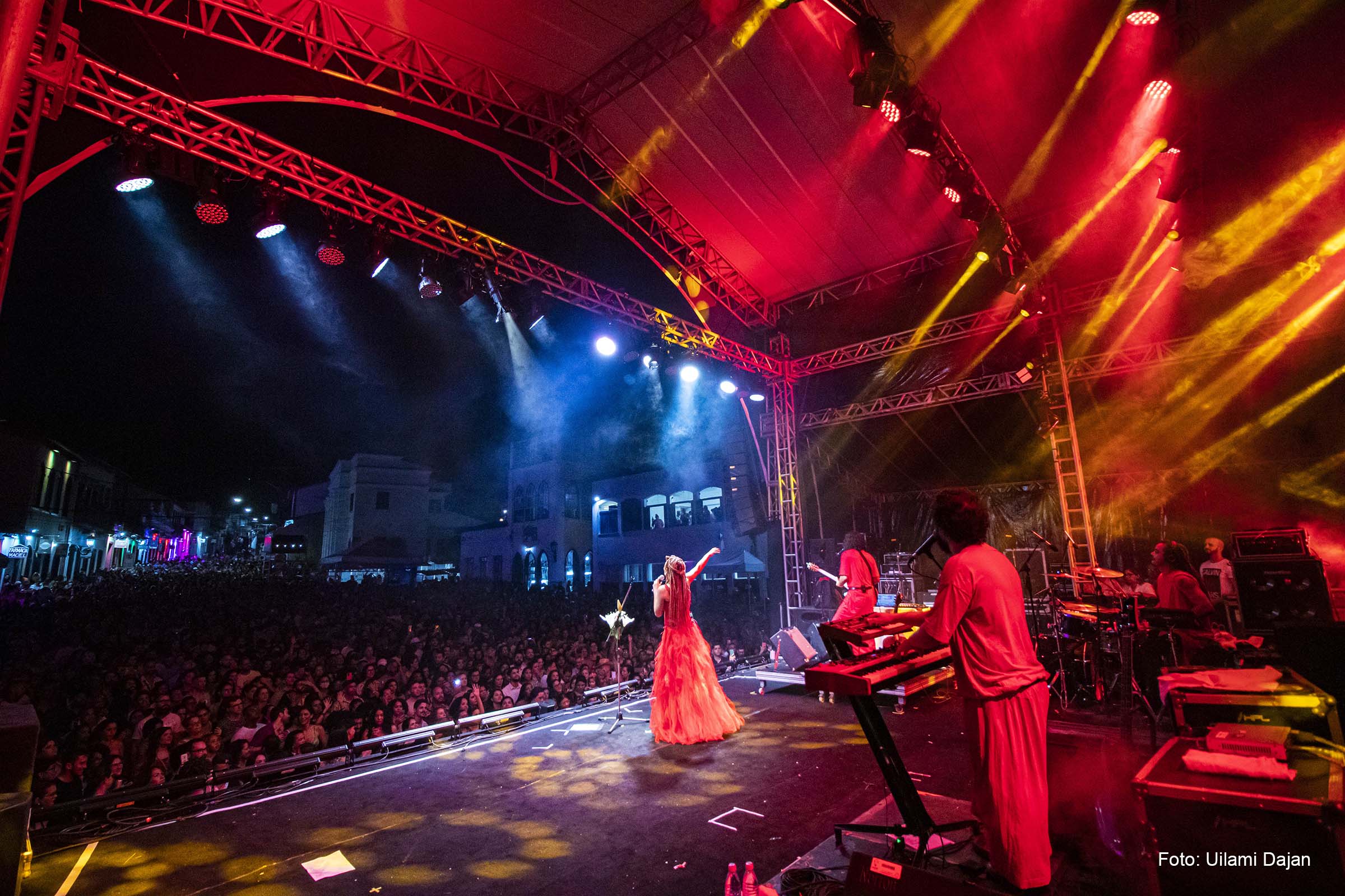 "A primeira vez que estive no festival, acho que na década de 2000, foi o meu primeiro show televisionado, ao vivo, para a Bahia inteira", relembrou Vanessa da Mata.