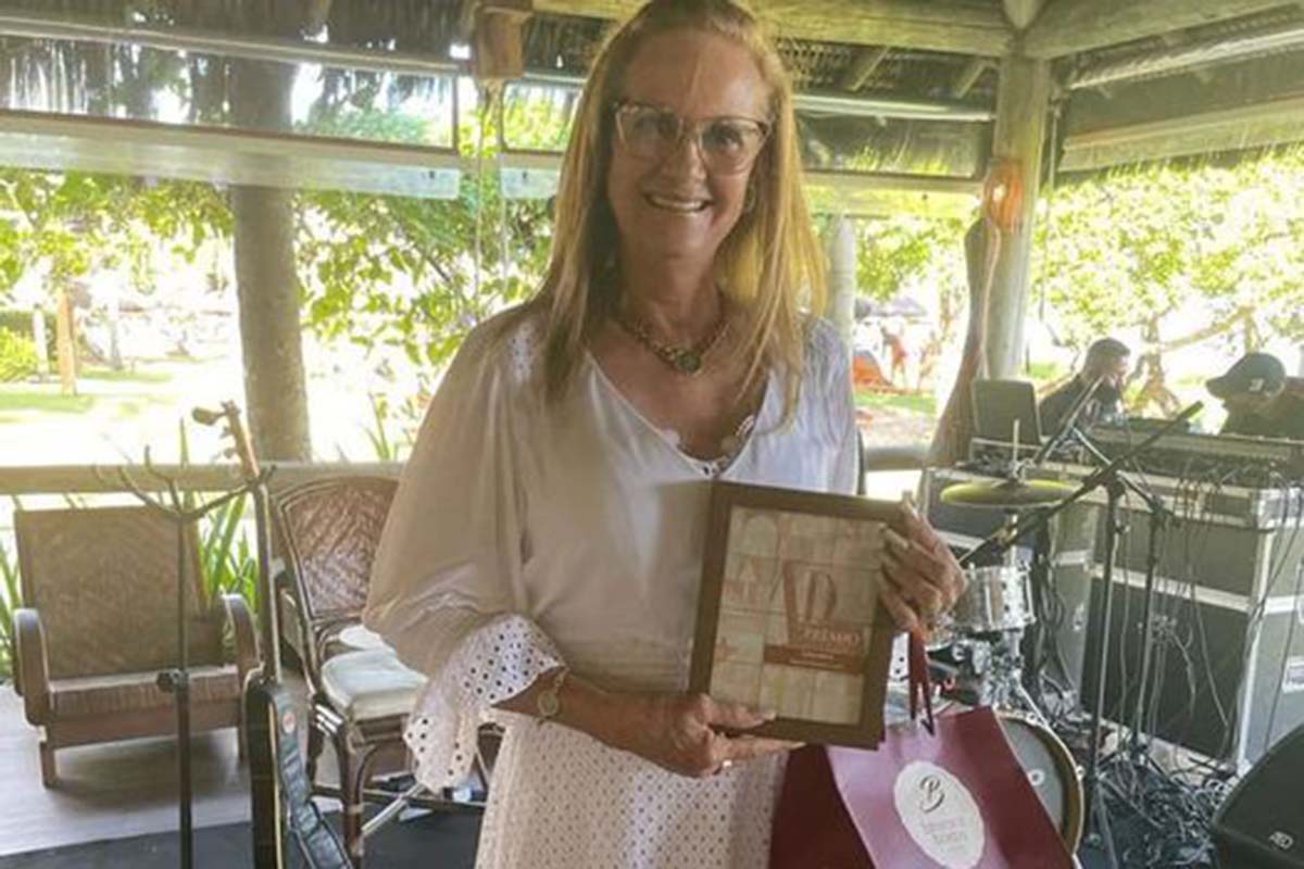 A design Vera Brito, expert em ambientes residenciais.