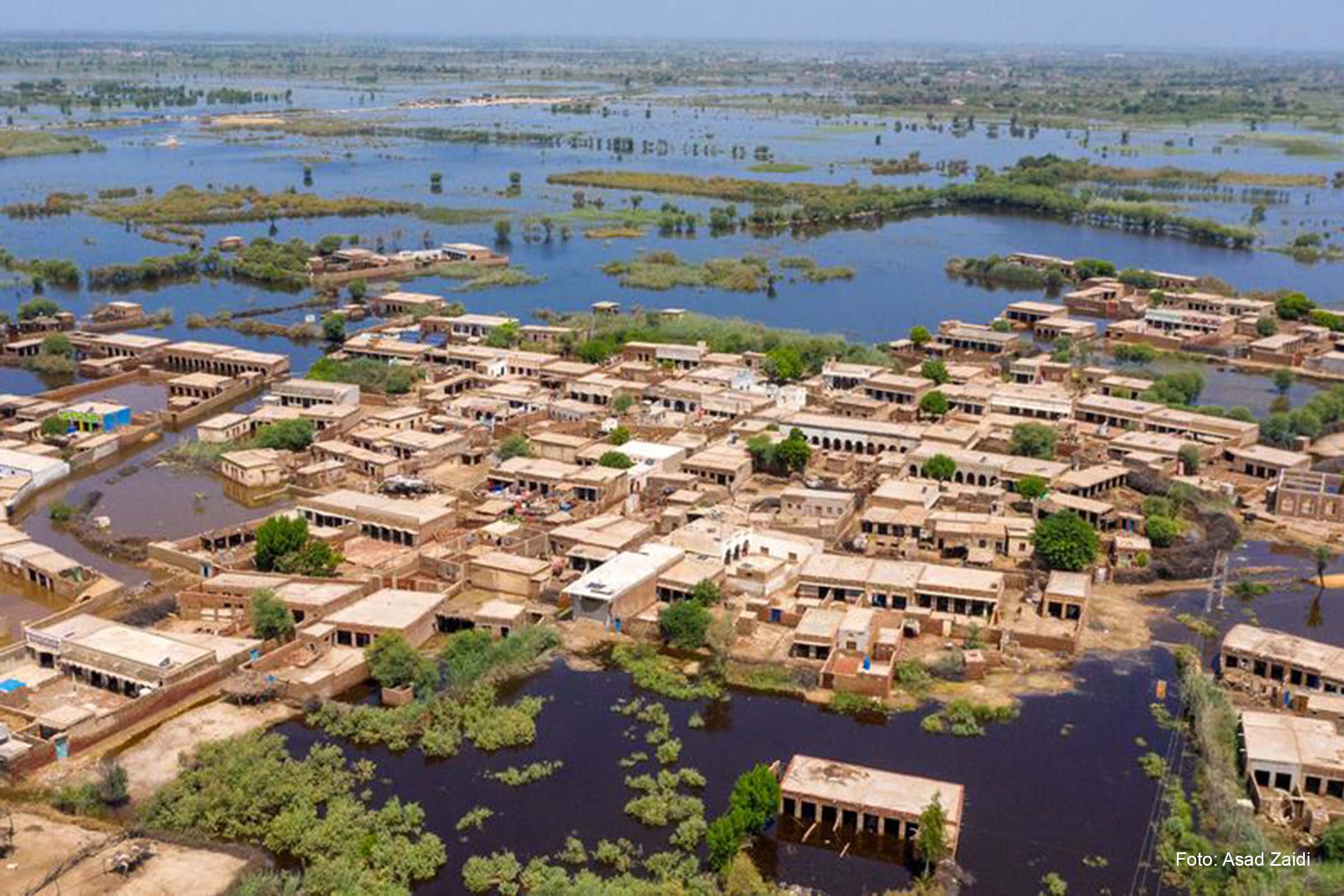 Situação que afeta 33 milhões de paquistaneses já desalojou 500 mil pessoas.