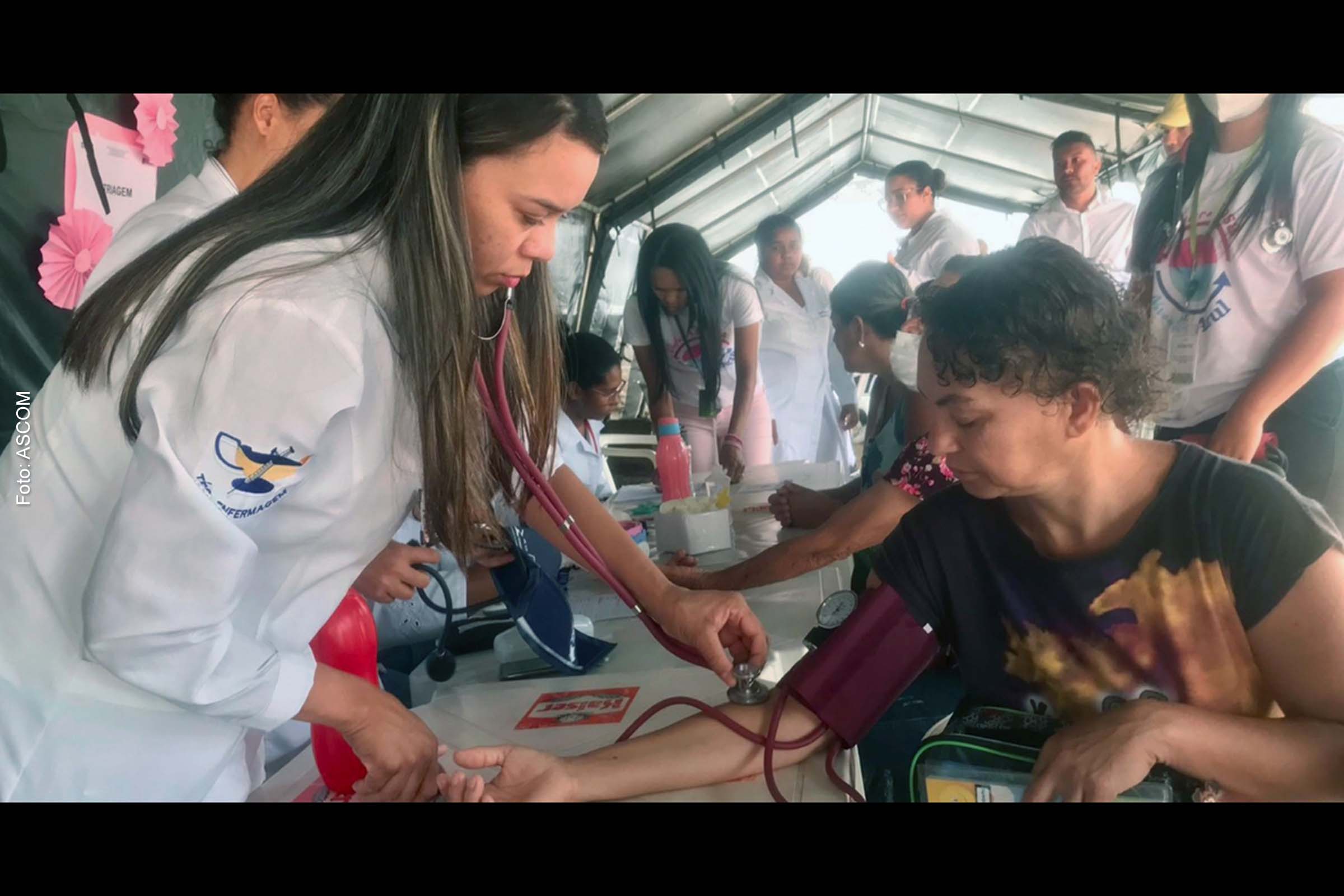 Os moradores  também tiveram a oportunidade de receber atendimentos com clínico geral, pediatra, ginecologista, nutricionista, fisioterapeuta e psicólogo.