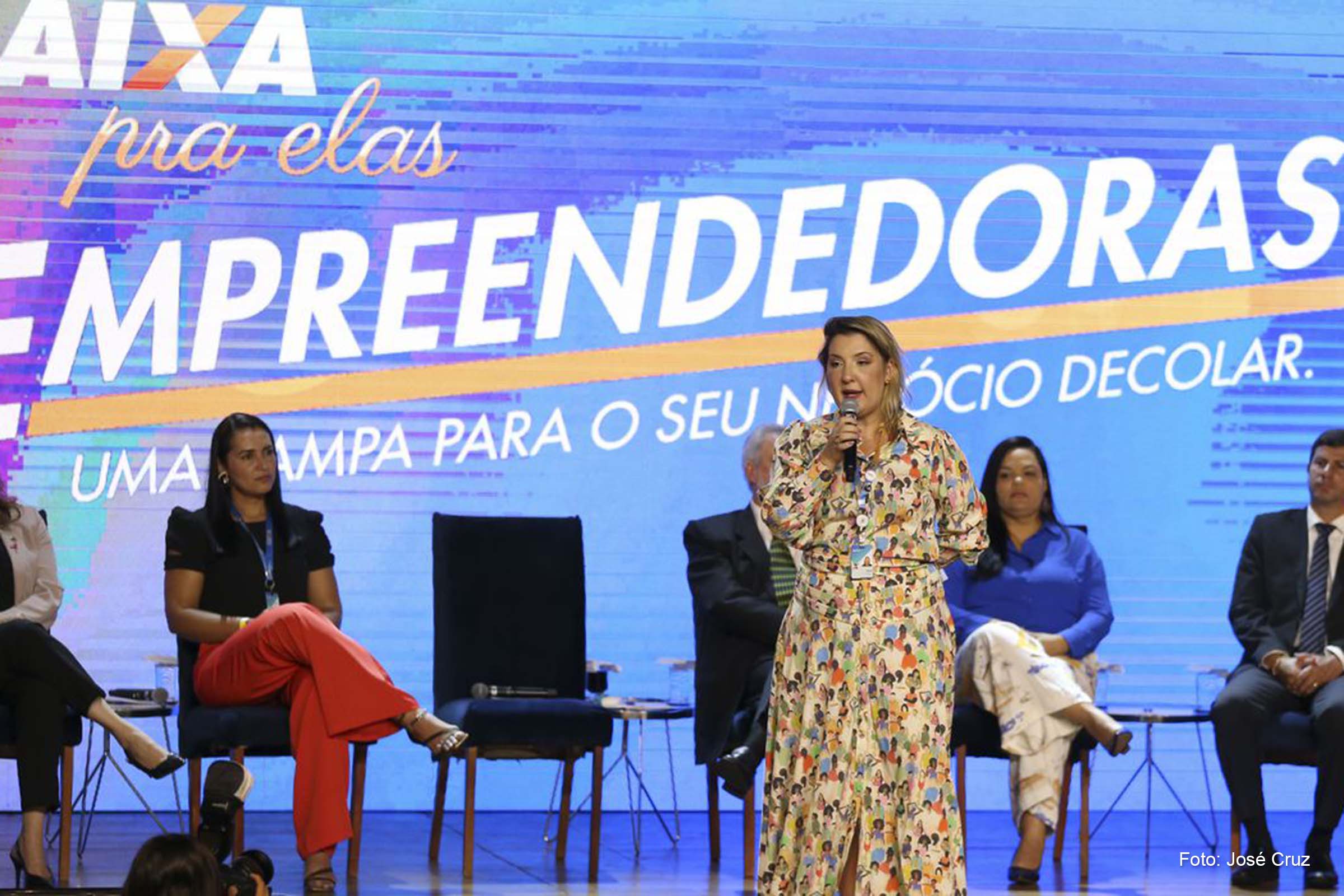 Ação foi feita para oferecer às mulheres orientações a respeito de educação financeira, empreendedorismo e sobre como prevenir a violência de gênero.
