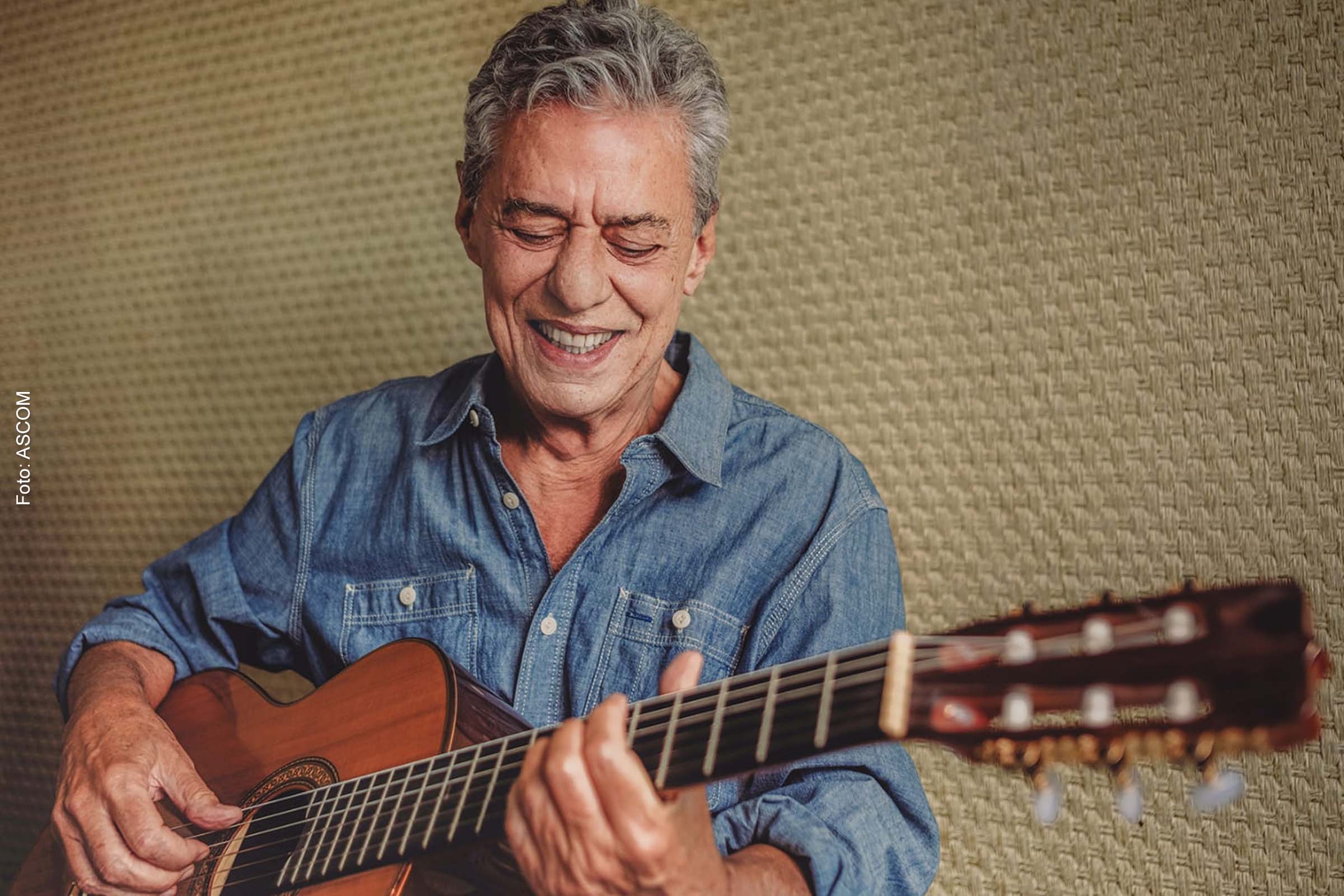 Com Mônica Salmaso como convidada, show abrange diferentes fases do cantor e compositor Chico Buarque.