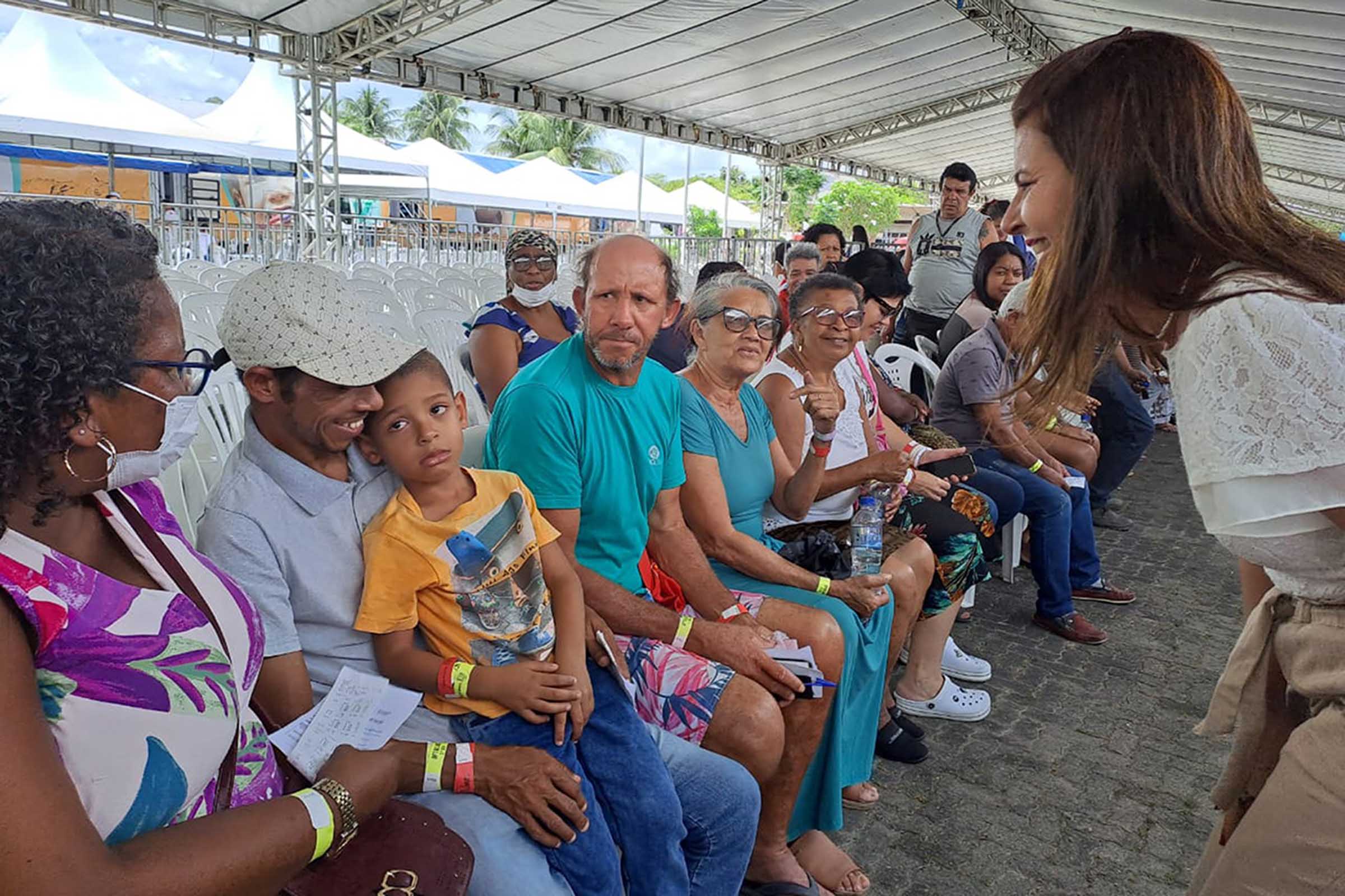 'Feira Cidadã' ocorre em Feira de Santana até domingo (23/10/2022).