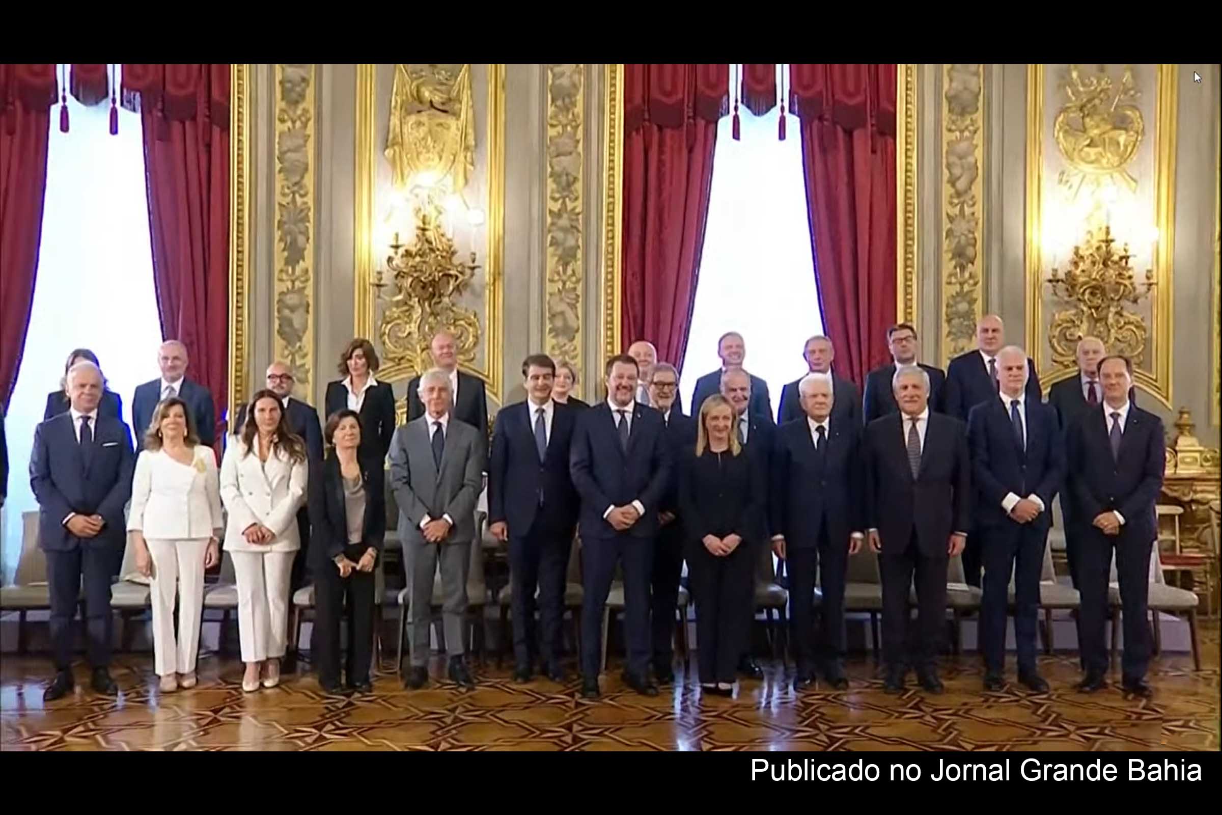 “A Itália faz parte da Europa e do mundo ocidental”, assegura Giorgia Meloni em discurso de posse no Parlamento