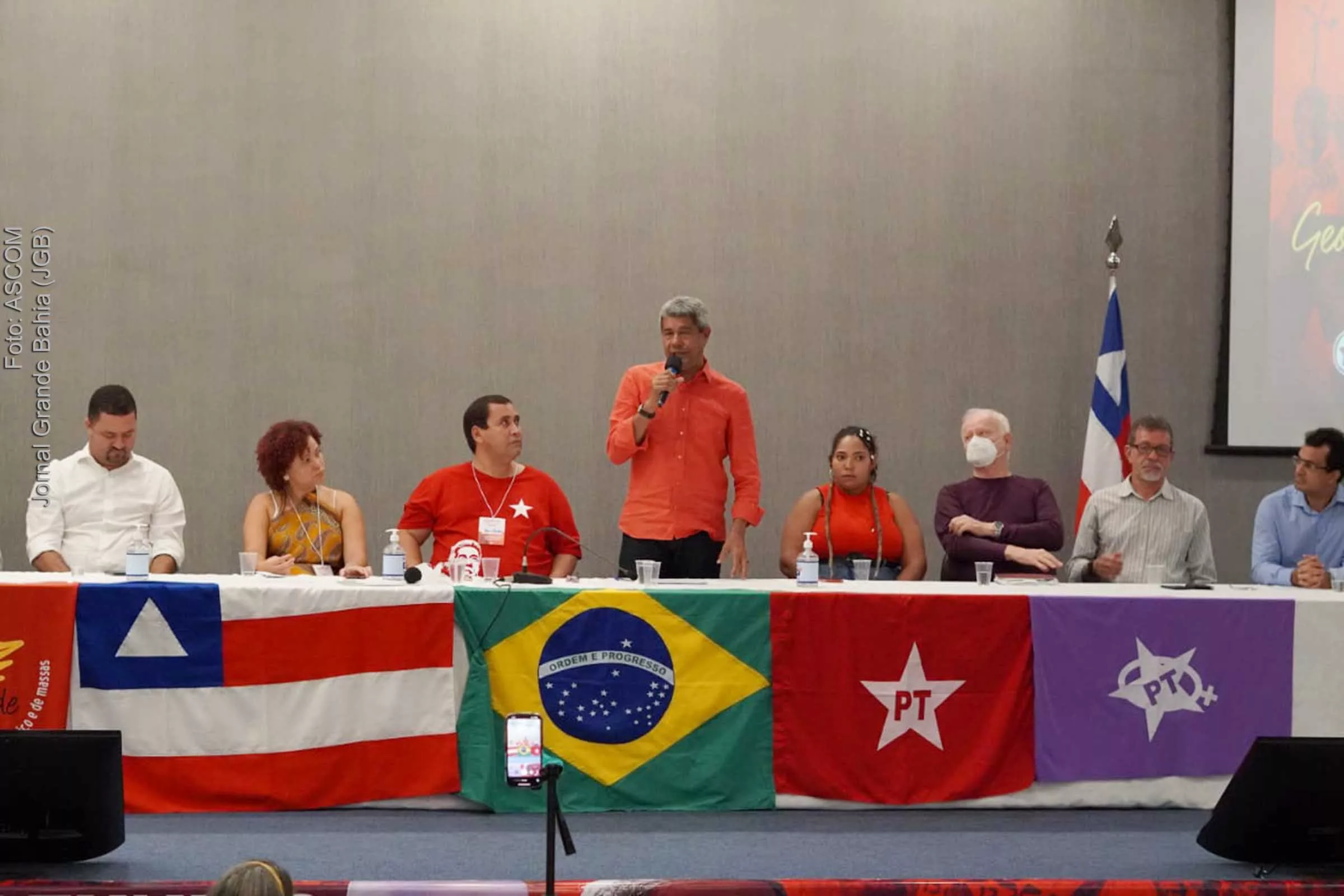 Governador eleito Jerônimo Rodrigues participa de encontro estadual do PT na ALBA.