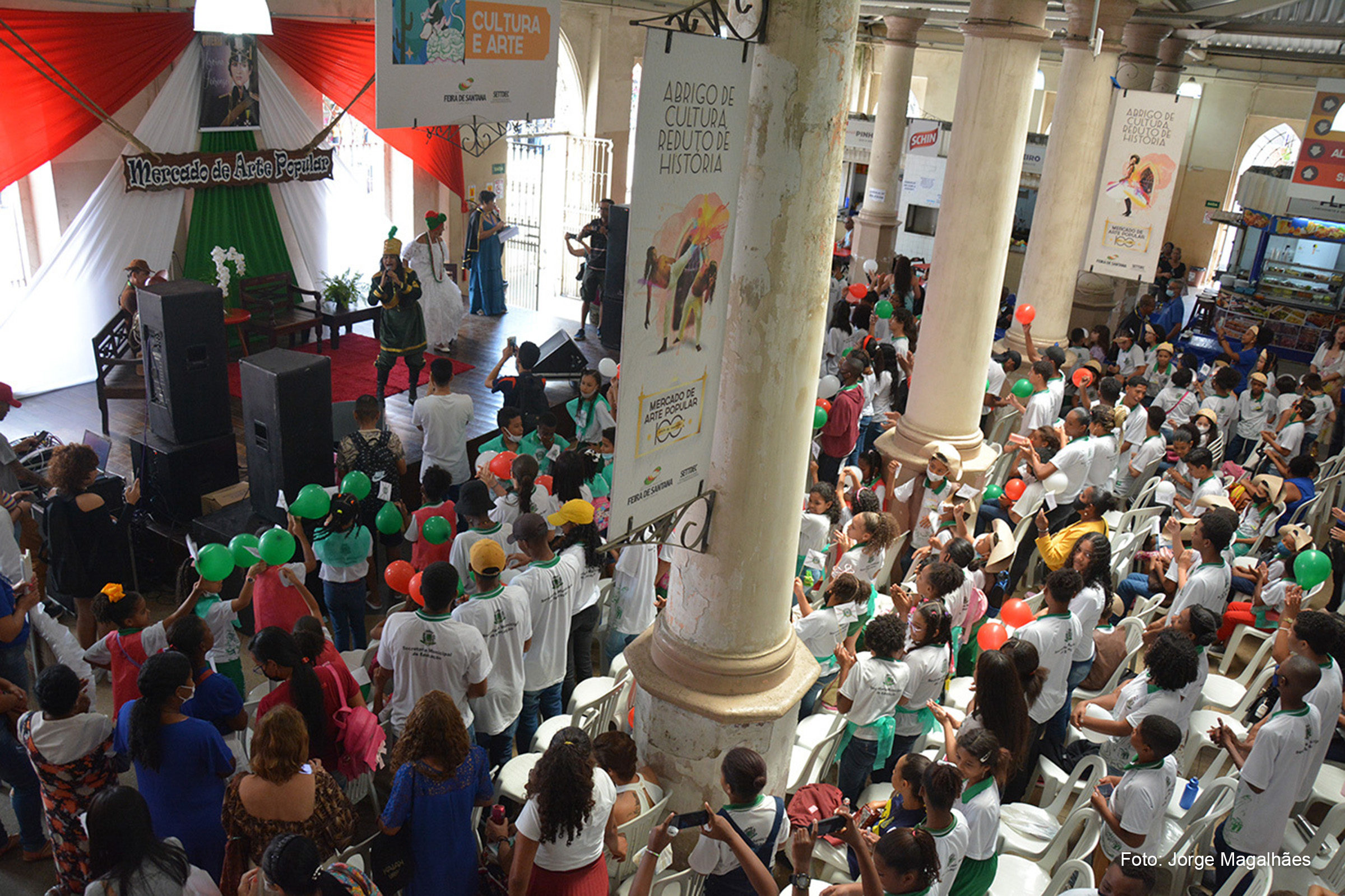 Sarau Poético fez parte da programação da Semana Cultural em Feira de Santana.