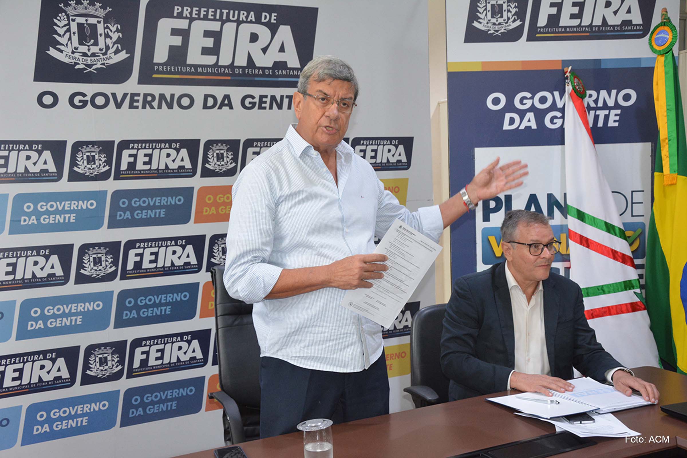 Integrantes empossados pelo prefeito Colbert Martins assumem a missão de acompanhar e fiscalizar o uso dos recursos destinados a entidades e demais iniciativas voltadas para as crianças e os jovens.