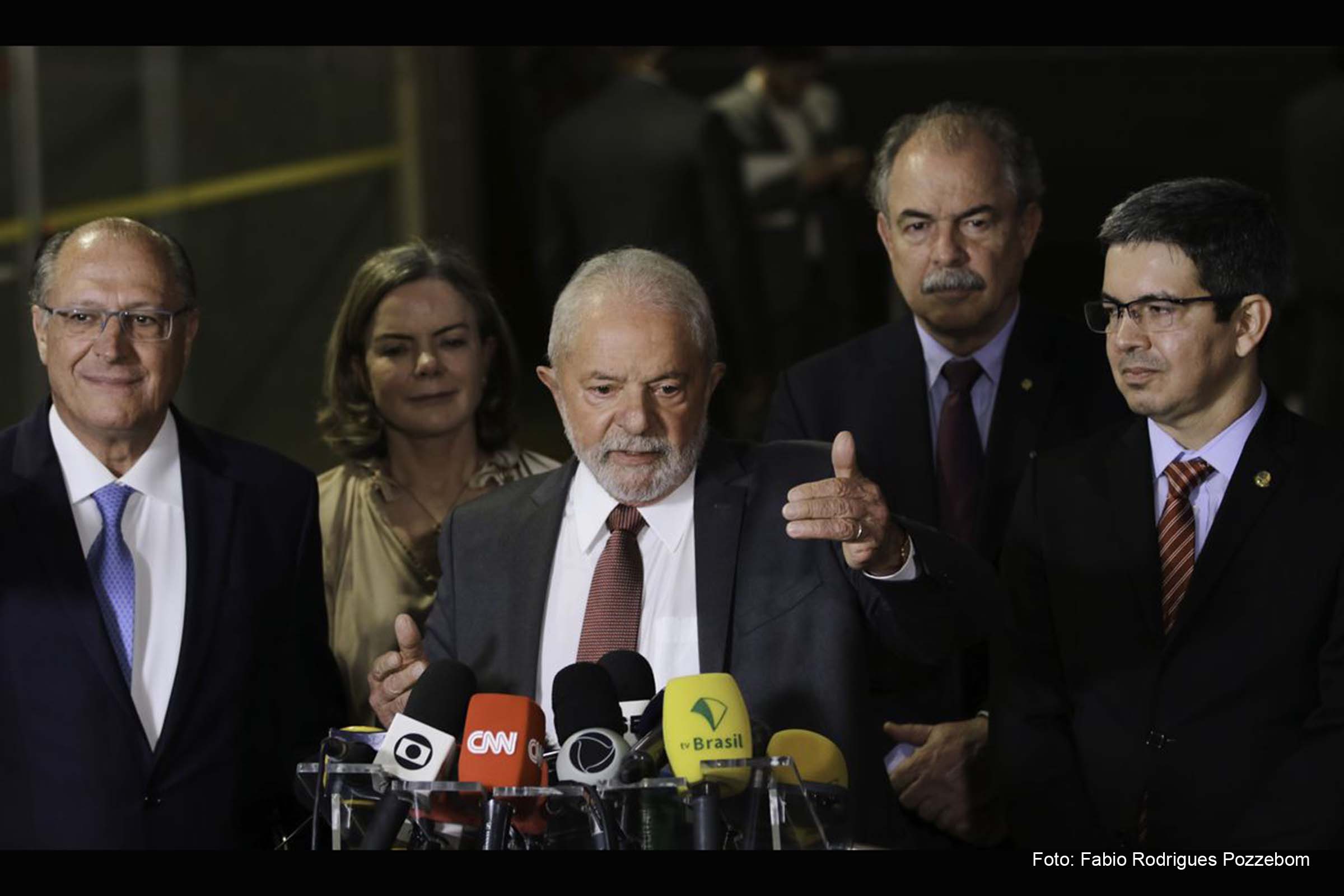 Presidente eleito Lula diz que só definirá nomes para ministério após viagem ao Egito