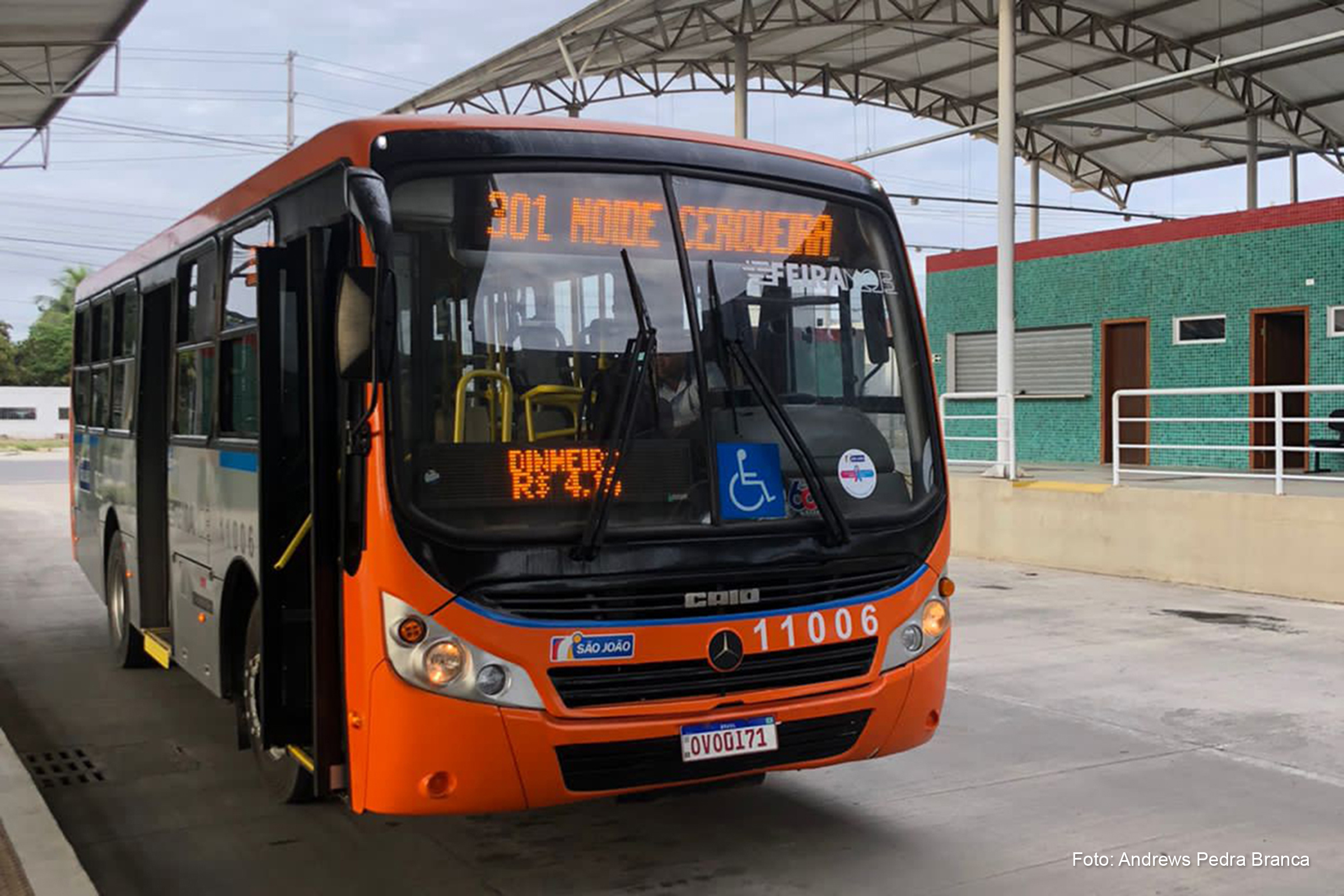 A SMTT informa que os ônibus urbanos vão circular em caráter experimental nas vias transversais à Artêmia Pires para facilitar a mobilidade das pessoas.
