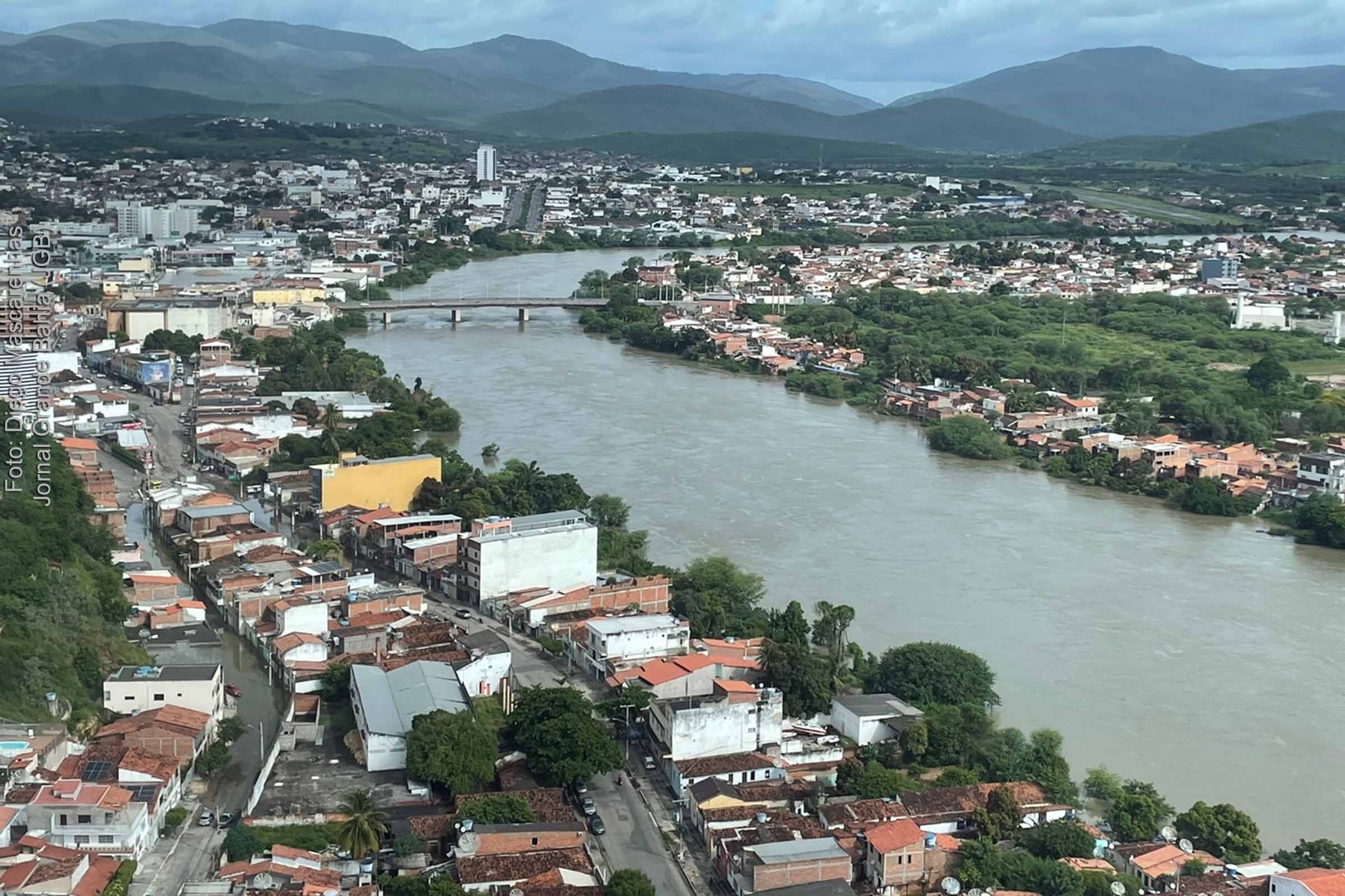 Vista aérea da cidade de Jequié. Local foi afetado por inundação do Rio de Contas.
