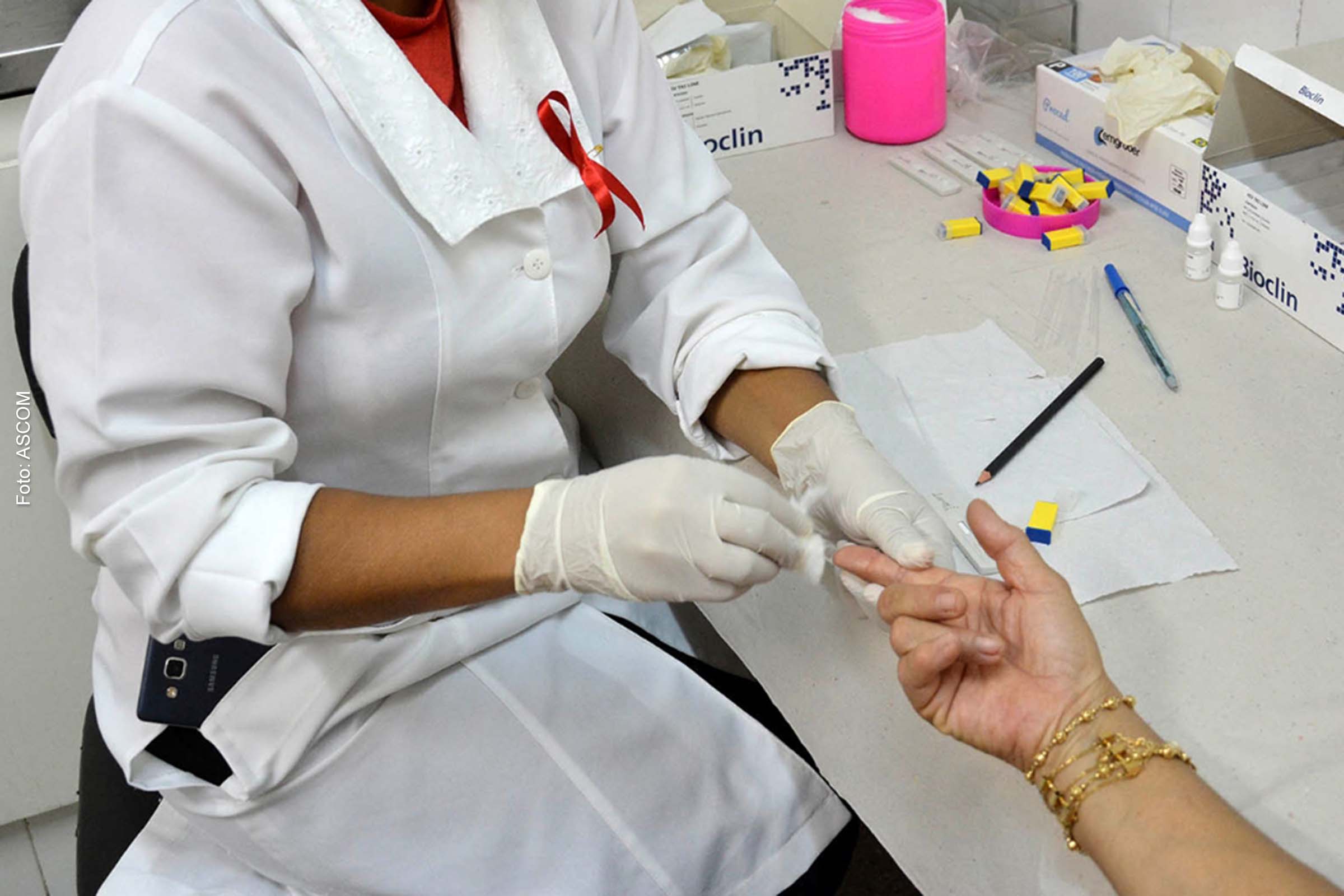 De janeiro até novembro de 2022, 303 casos de HIV foram registrados em Feira de Santana.
