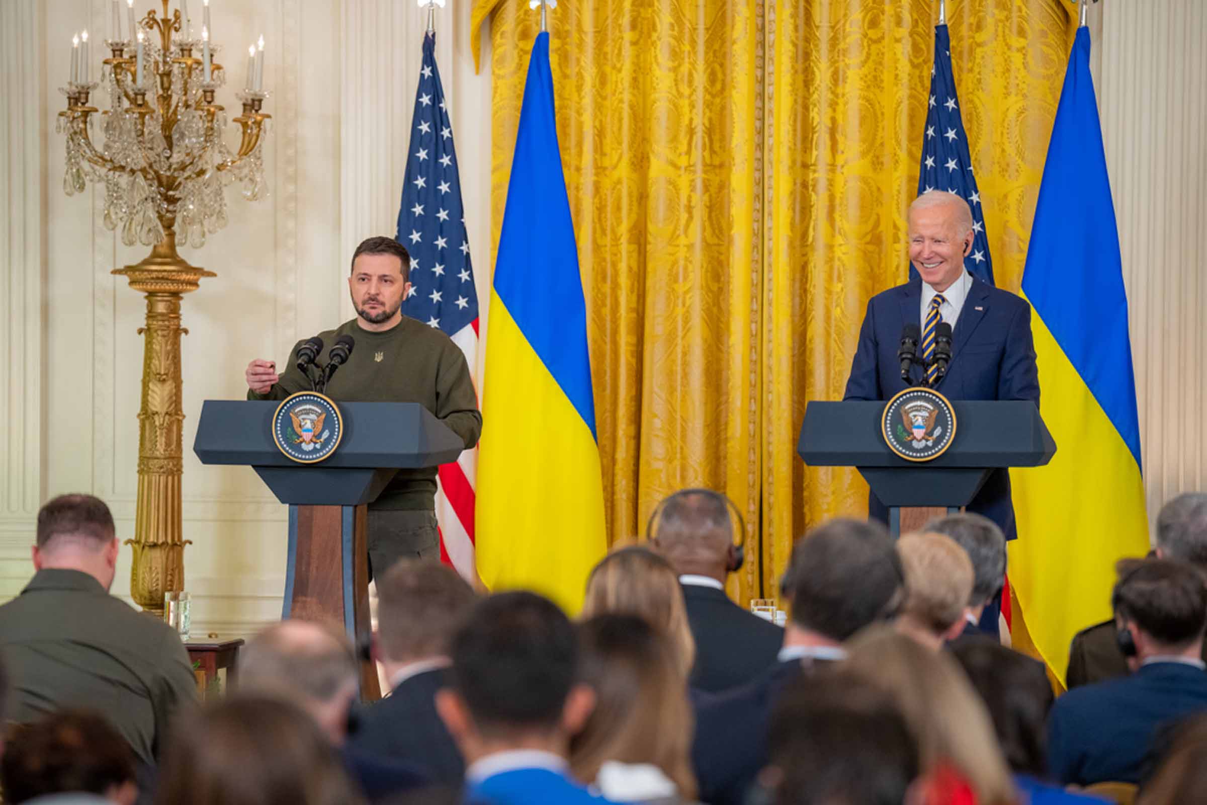 Presidentes Vladimir Zelensky e Joe Biden participam de reunião na Casa Branca, nesta quarta-feira (21/12/2022).