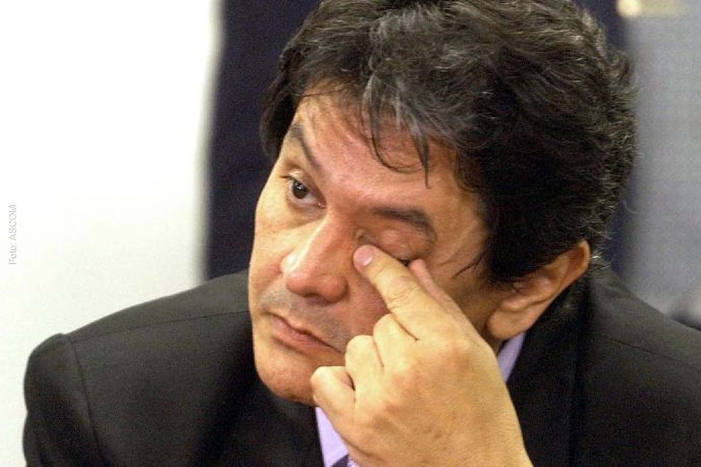 No dia 23 de outubro de 2022, quatro policiais federais foram recebidos a tiros e explosivos ao cumprir mandado de prisão no endereço de Roberto Jefferson.