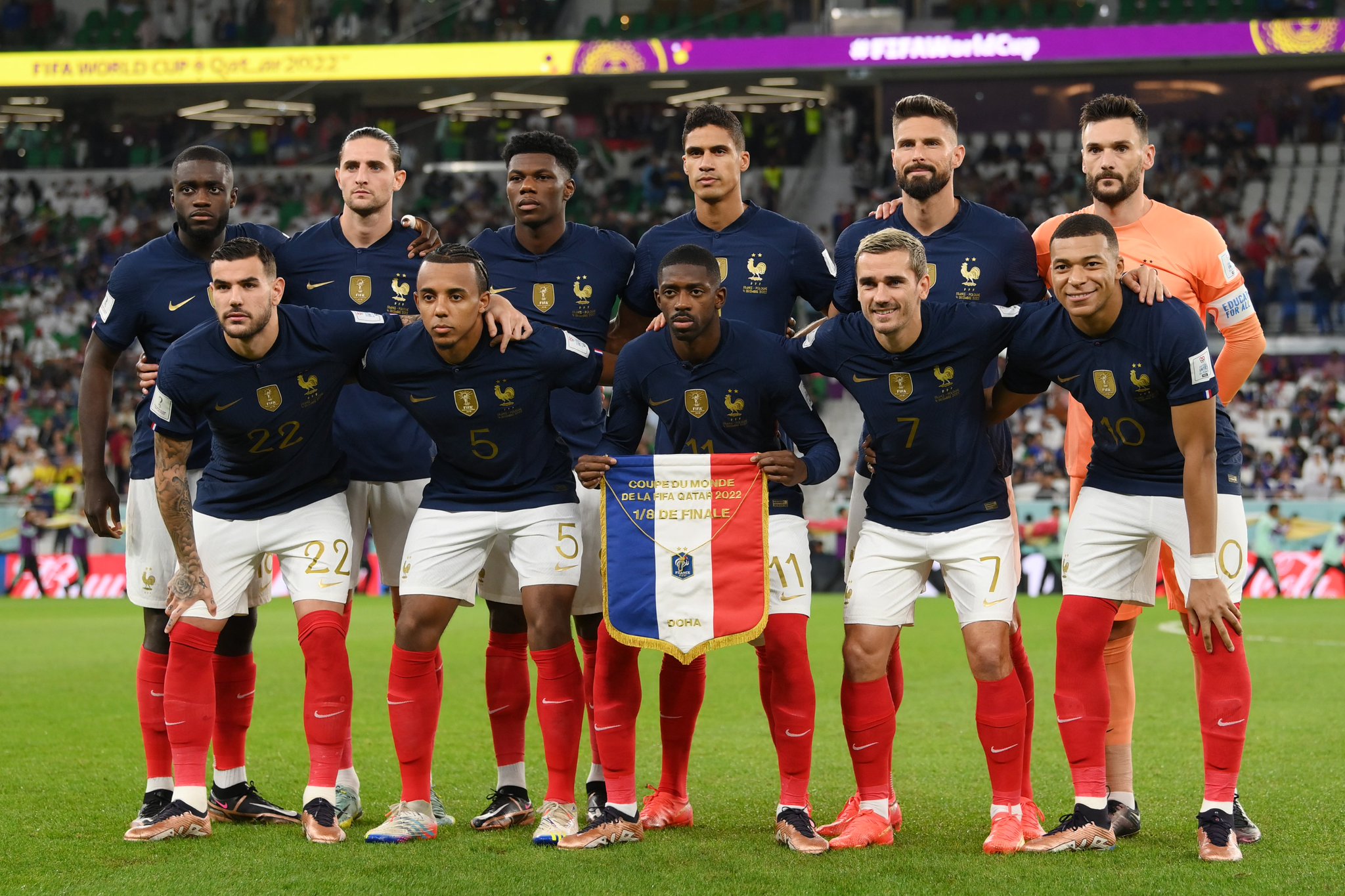 Mbappé brilha e França vence a Polônia por 3 a 1, garantindo vaga nas quartas de final da Copa da Catar