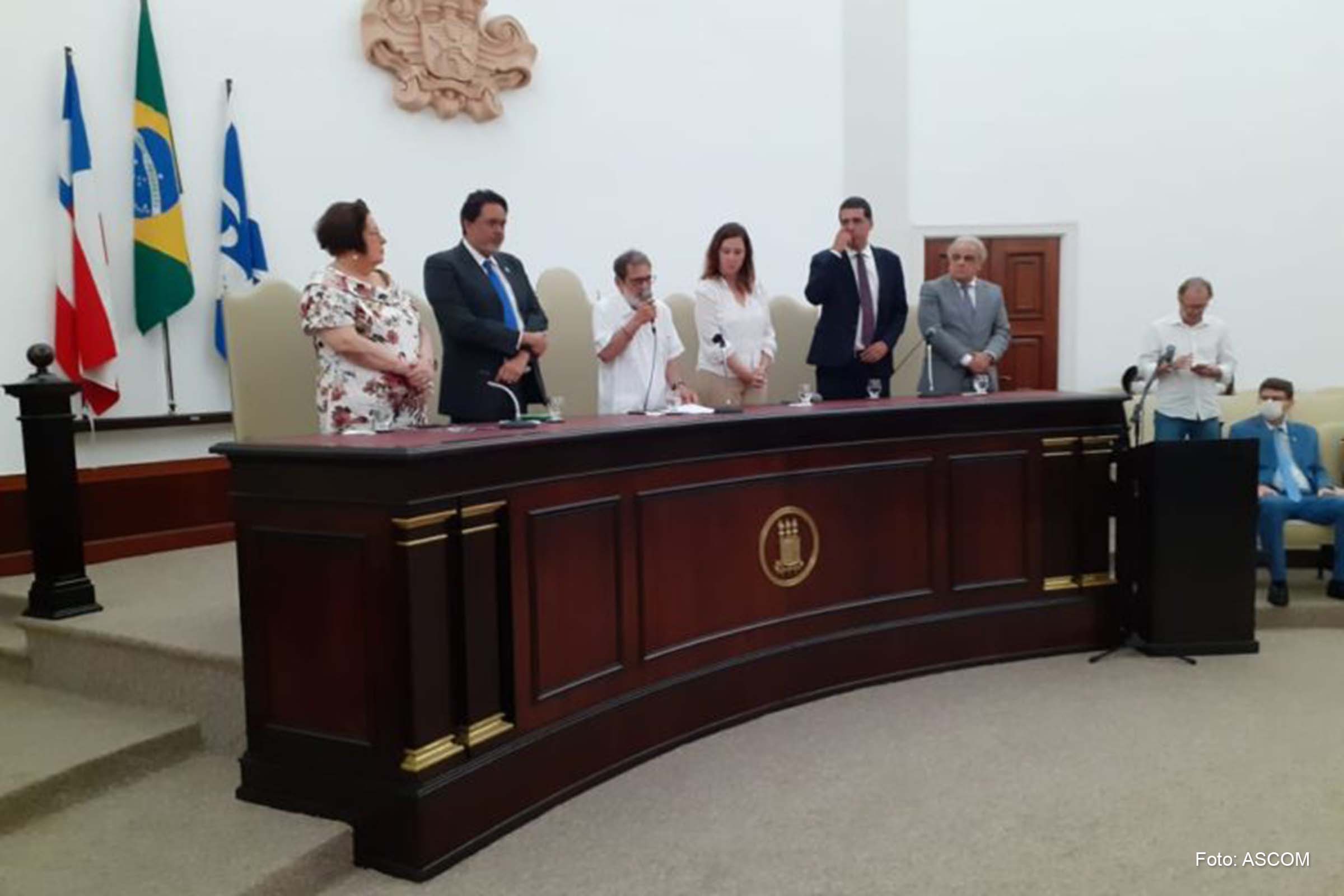 Ato em defesa da democracia une UFBA e OAB Bahia; Universidades Federais realizam campanha em defesa do estado democrático de direito