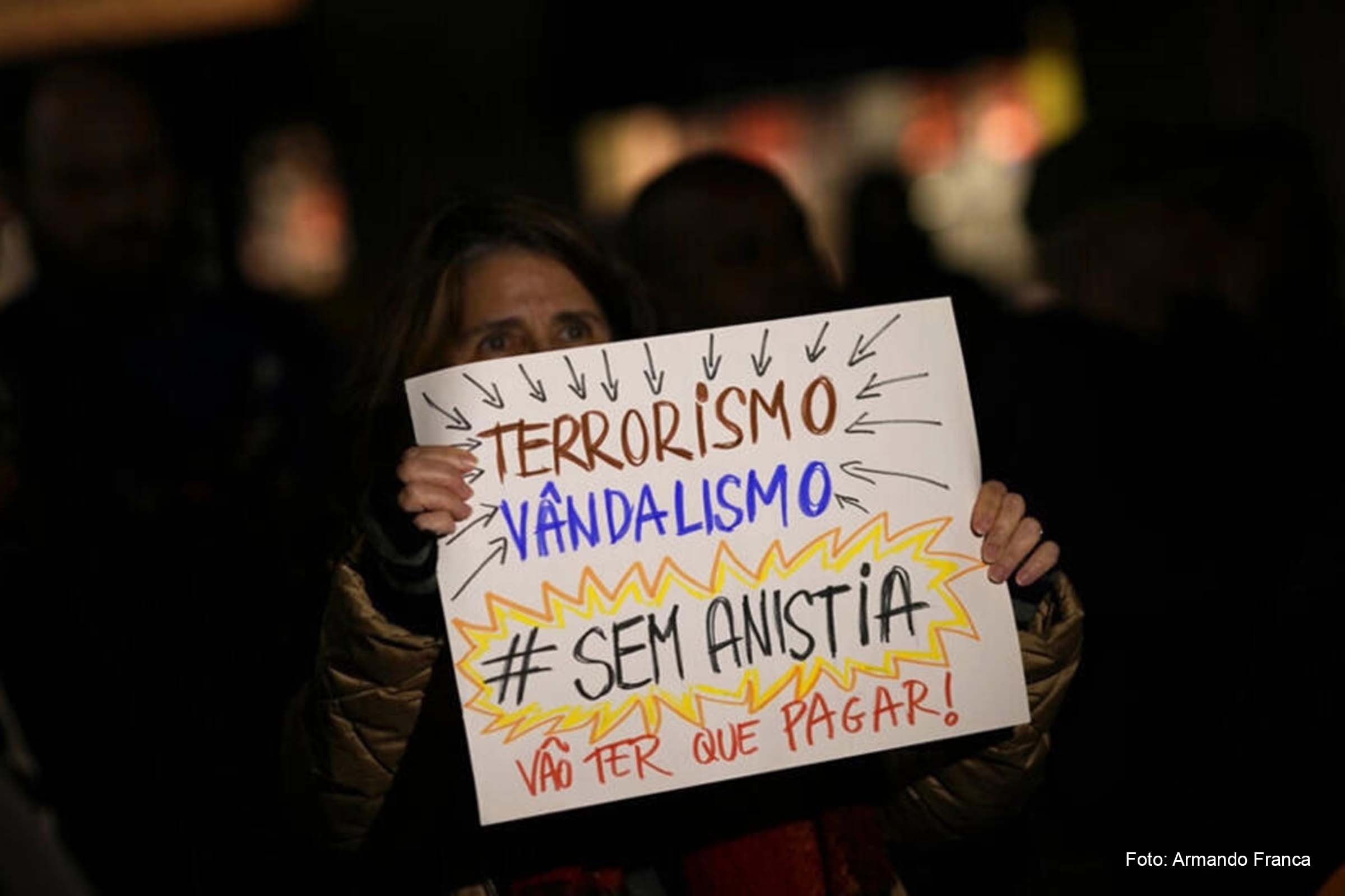 “Brasil, democracia ferida, mas viva”, destaca imprensa da França