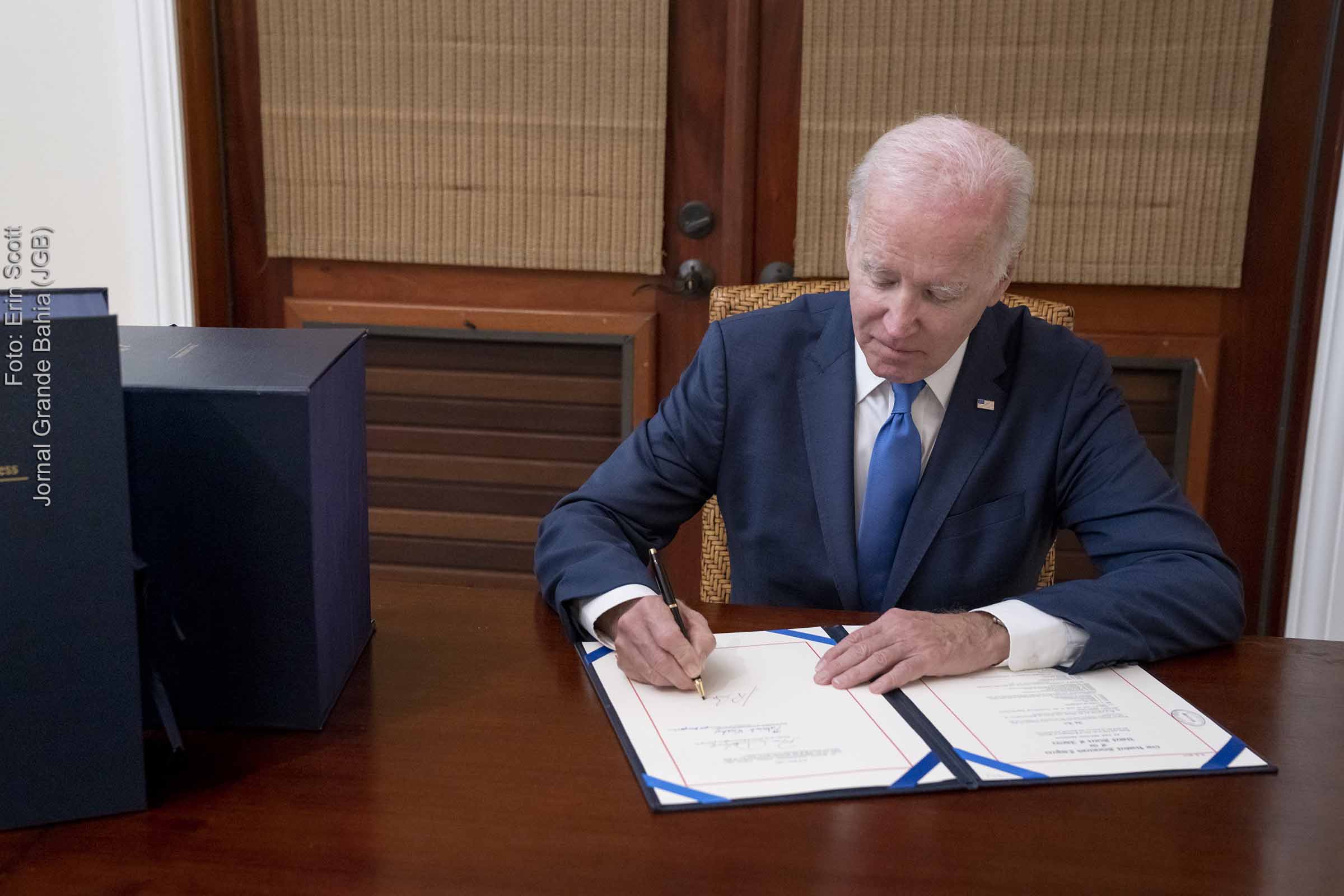 Denúncia envolvendo documentos atinge presidente Joe Biden.