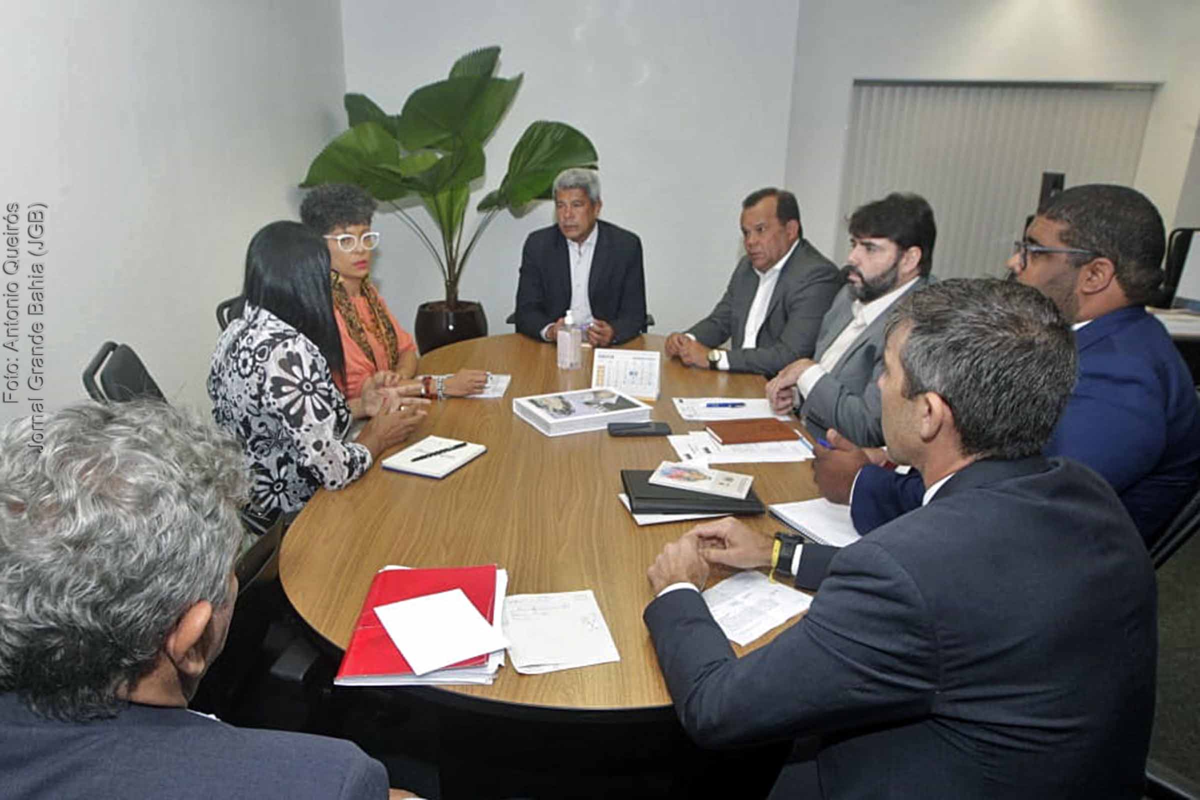 Governo Jerônimo determina prioridade nas investigações sobre duplo homicídio de jovens indígenas no extremo sul da Bahia