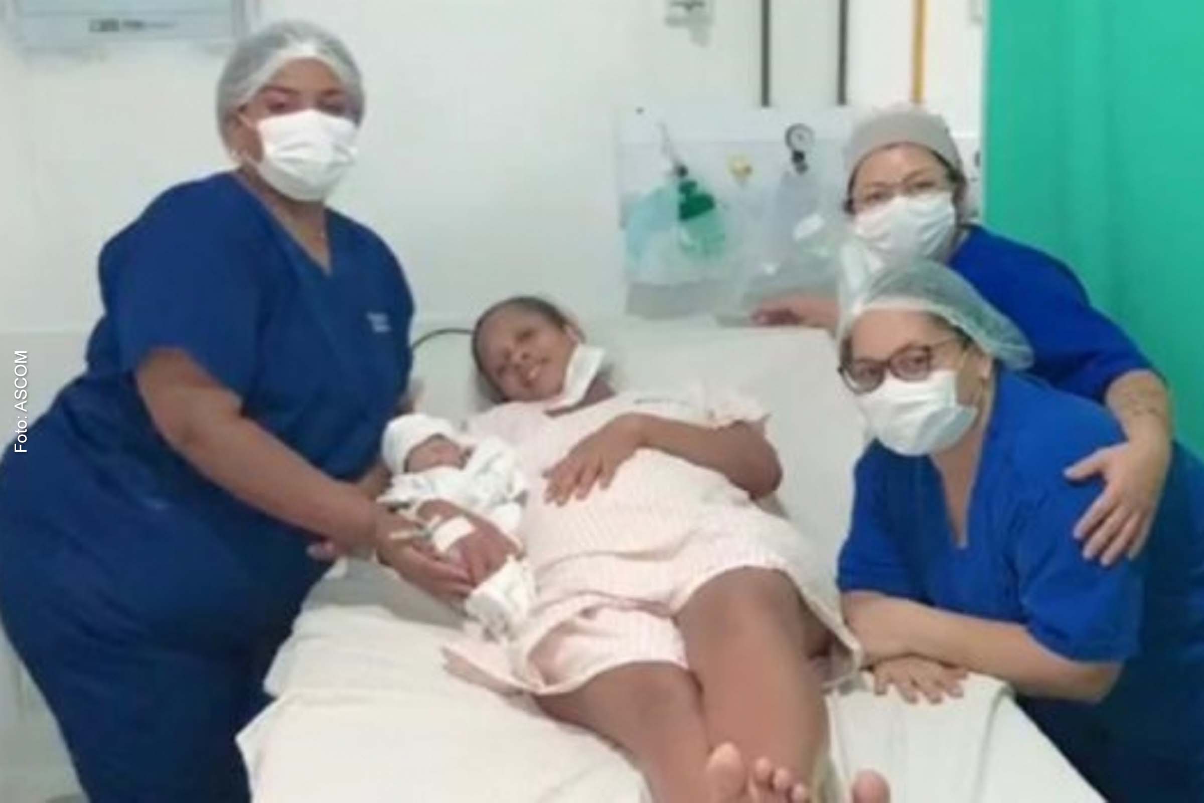 O menino, nomeado Gael, nasceu com 3.160Kg.