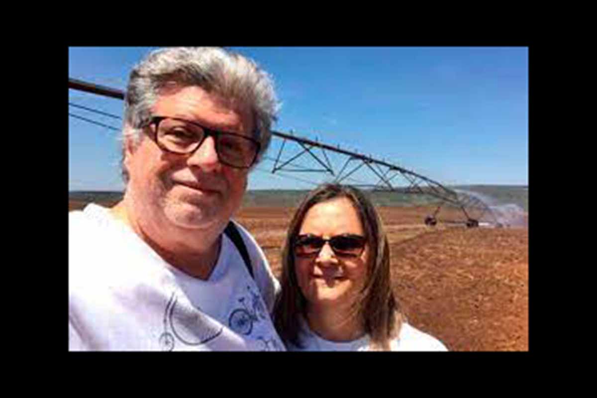 O diretor-geral do Grupo Hoteleiro Catussaba, Darkson Fonseca e a esposa Rosangela.