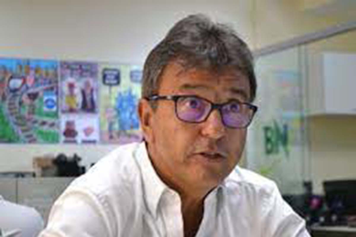 O Governo do Estado amplia as ações de combate à desinformação, informações enviadas são analisadas pela equipe da Secretaria de Comunicação Social do Estado com André Curvelo capitaneando.