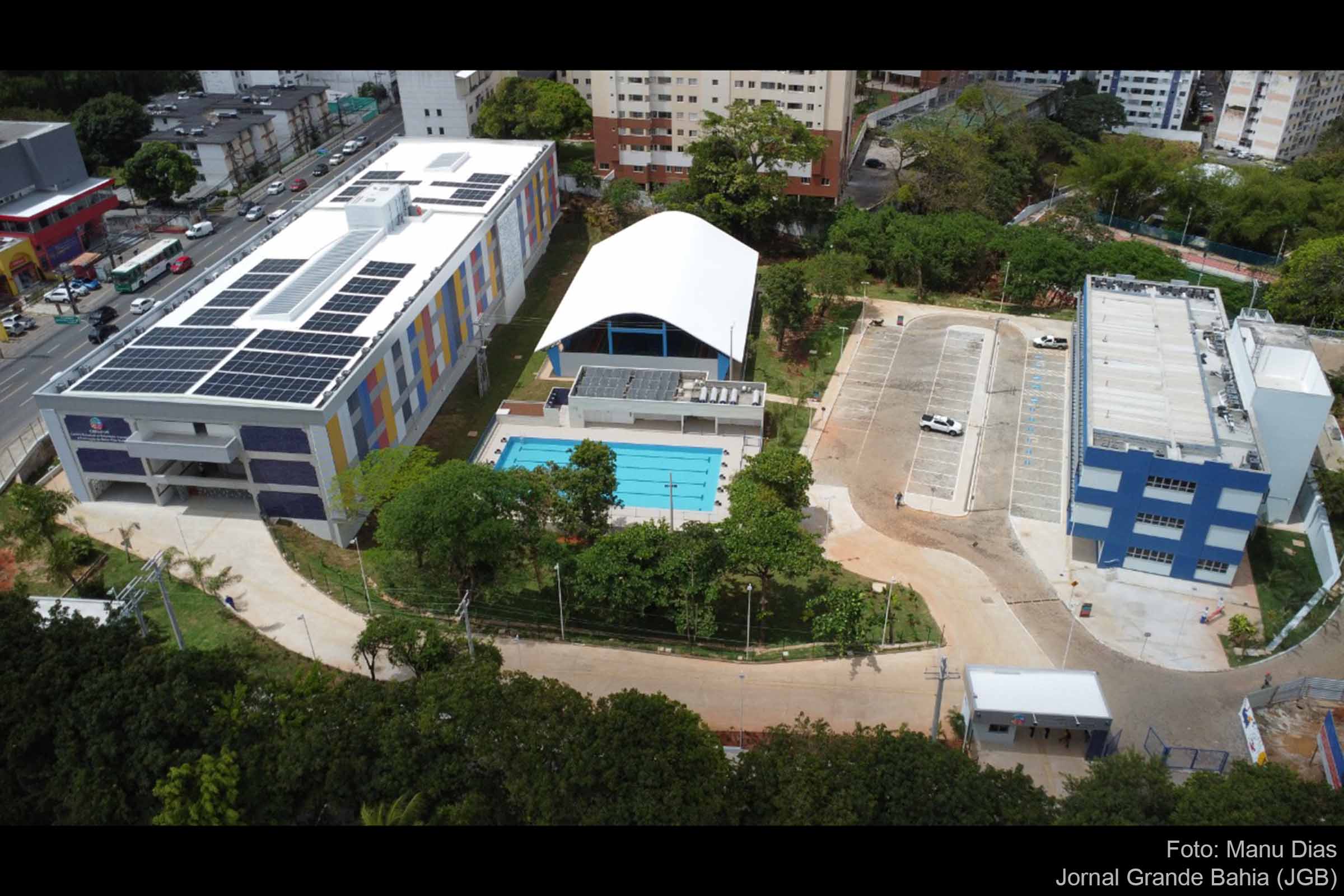 Vista aérea do Colégio Mãe Stella, em Salvador. Educação, Saúde e Segurança Pública receberam a parte mais expressiva dos recursos: R$ 4,4 bilhões, em 2022.